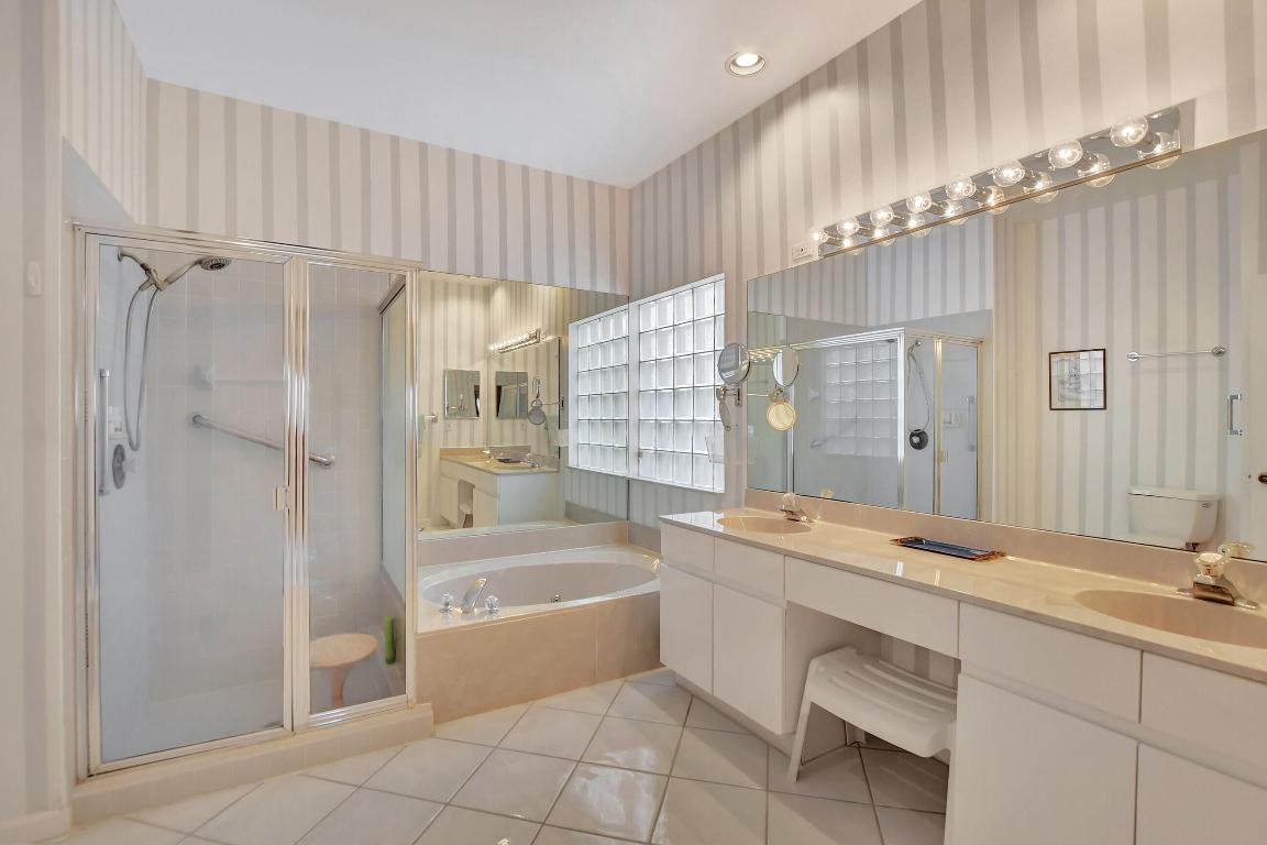 7869 Travlers Tree Drive