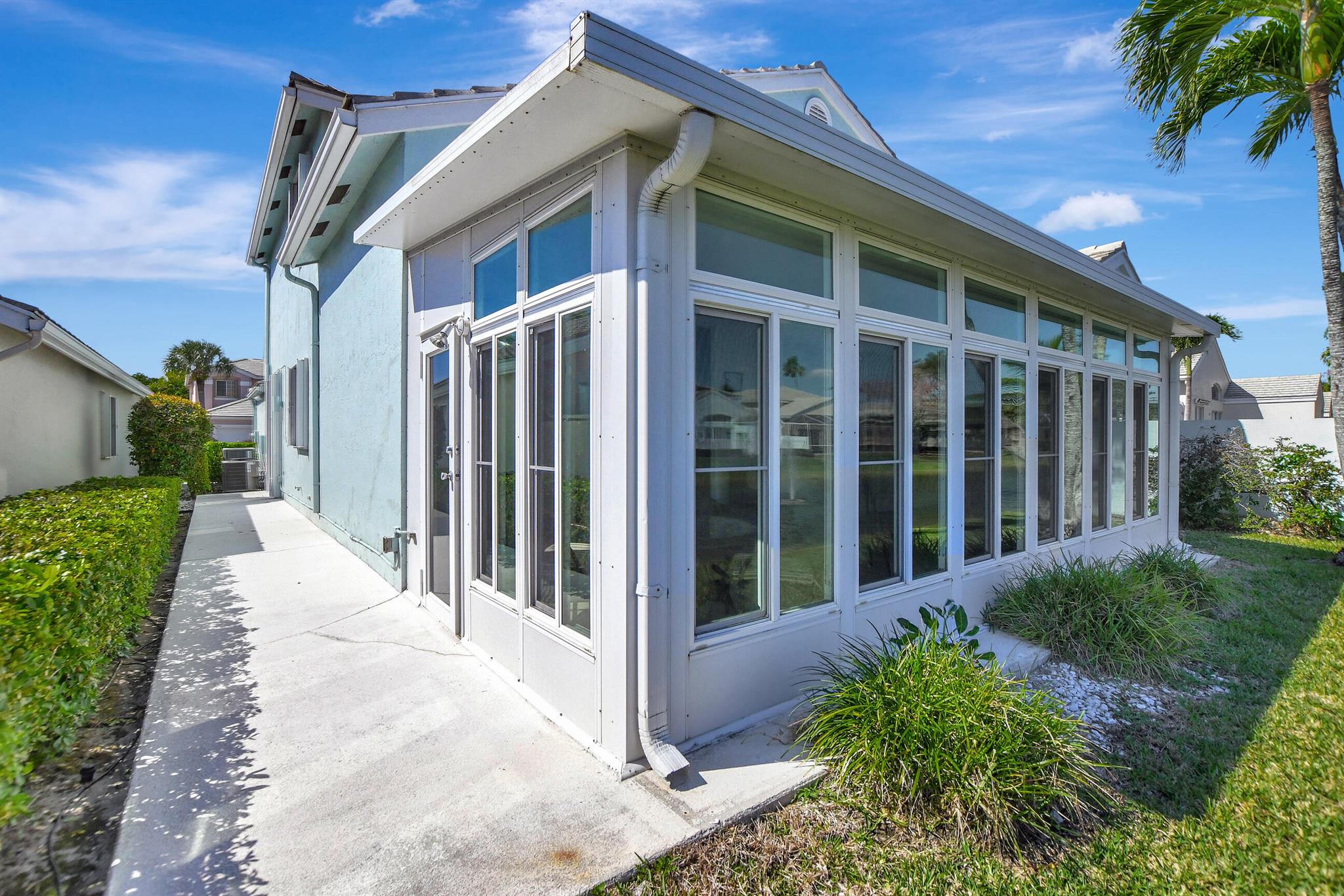 7869 Travlers Tree Drive