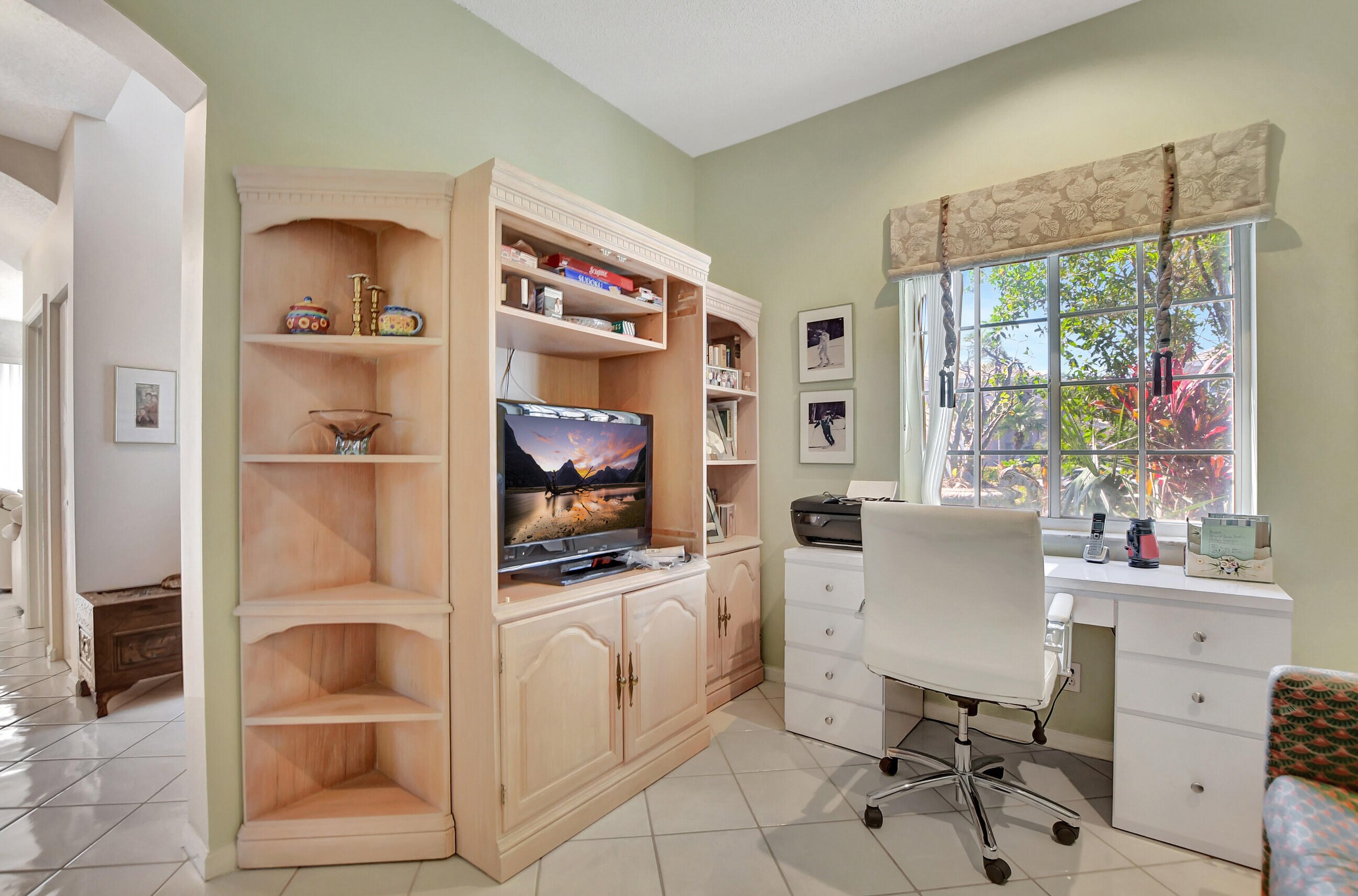 7869 Travlers Tree Drive