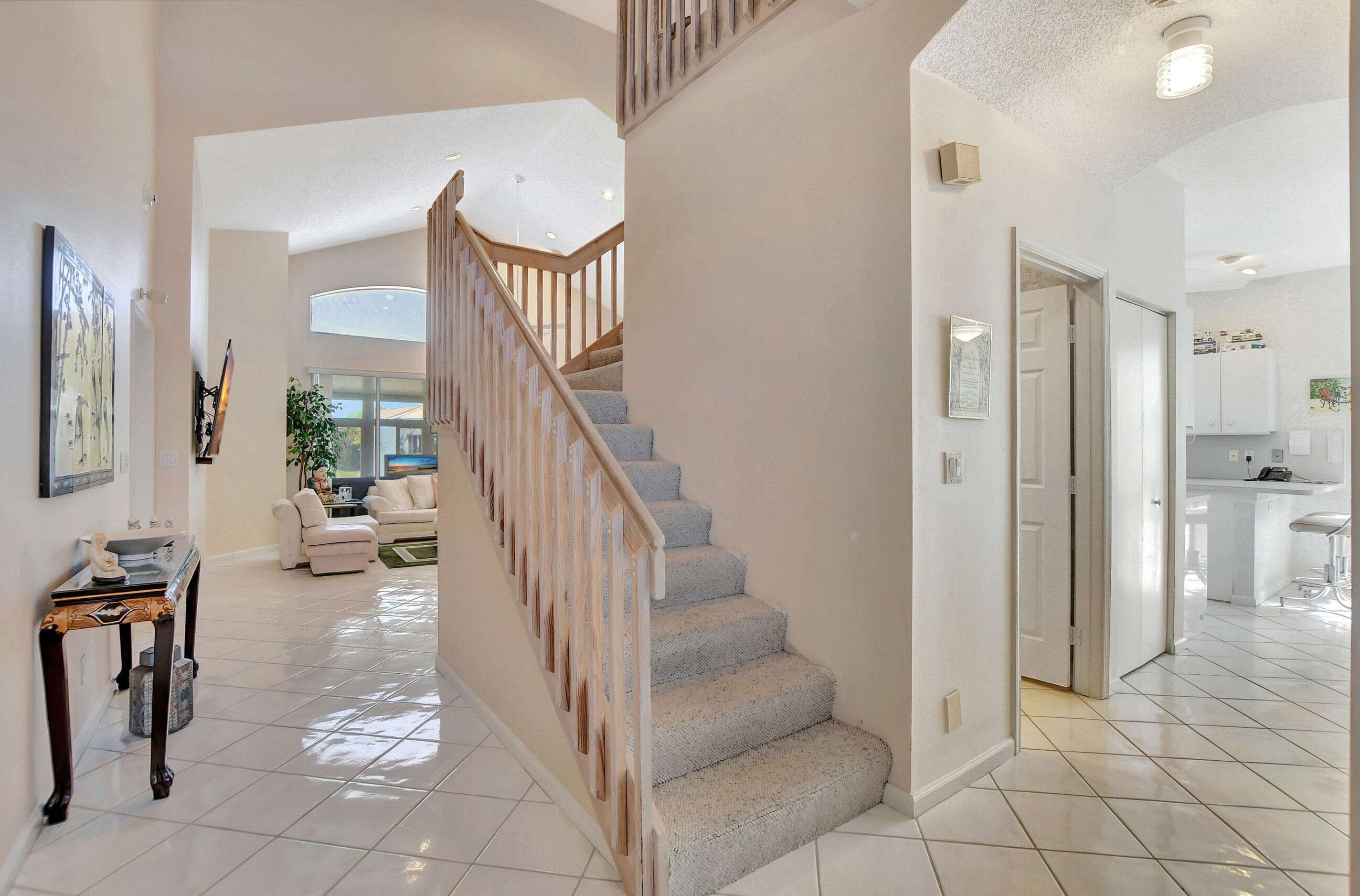 7869 Travlers Tree Drive