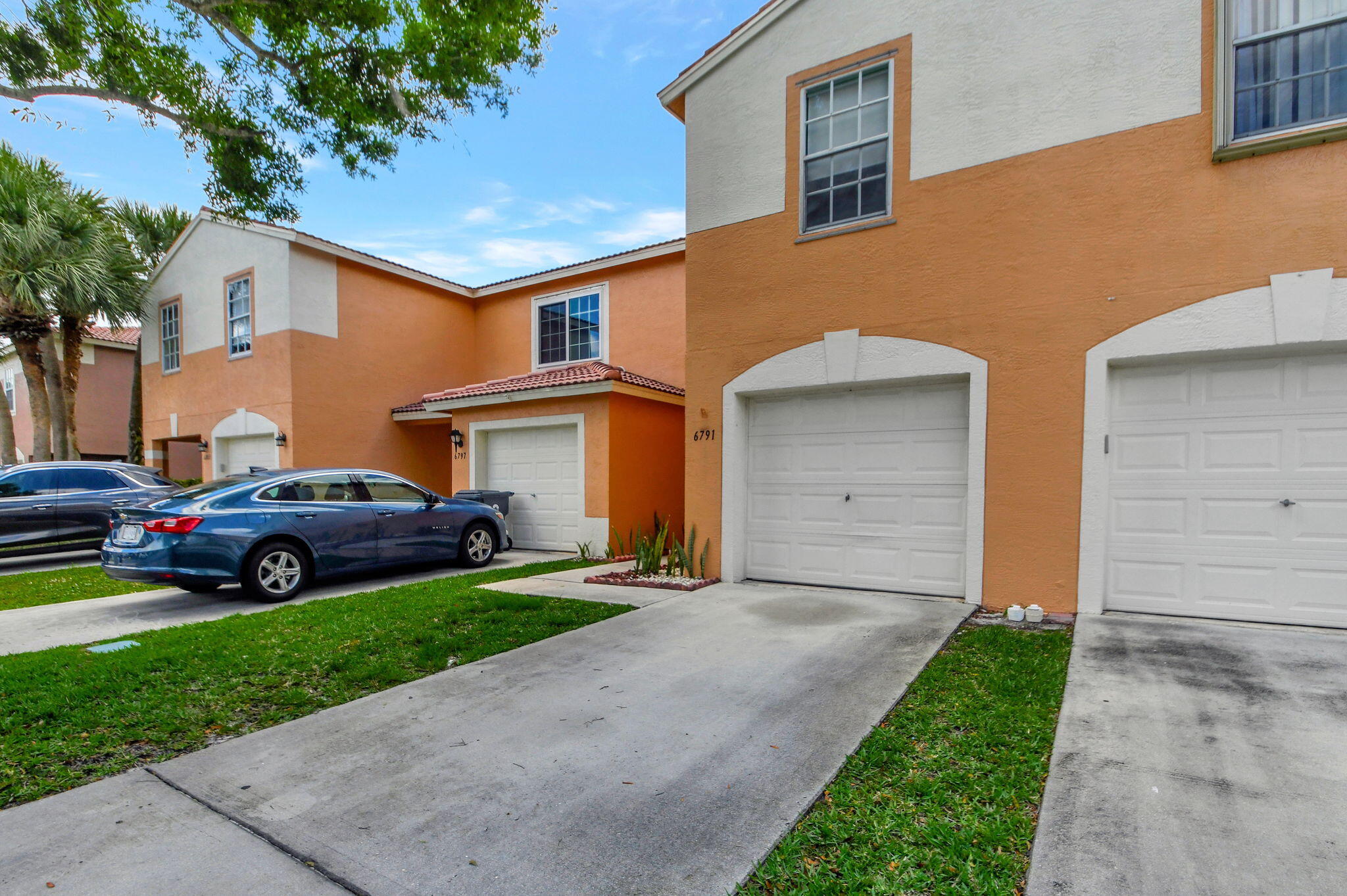 6791 Willow Creek Run