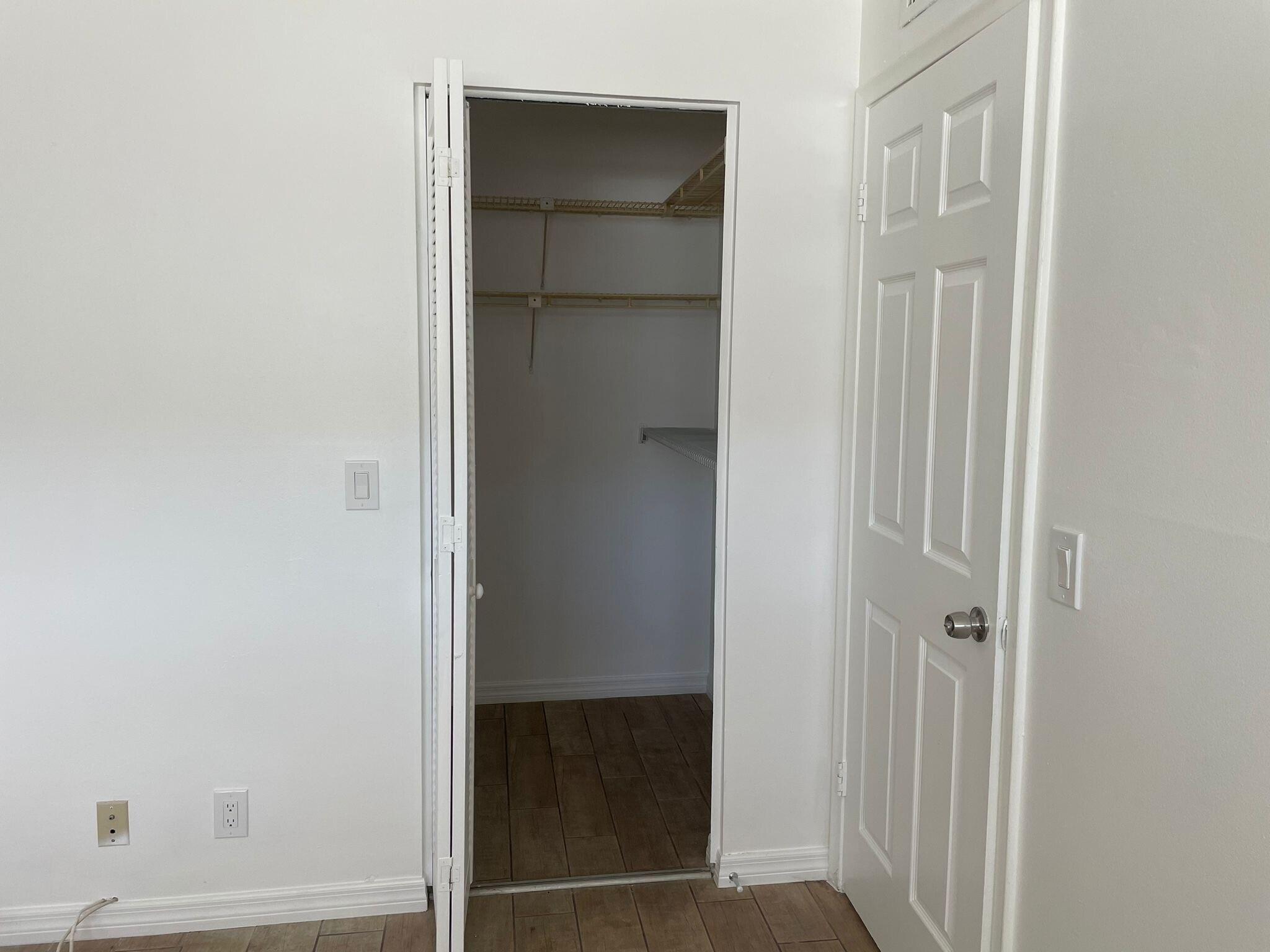 305 E Ocean Avenue 106