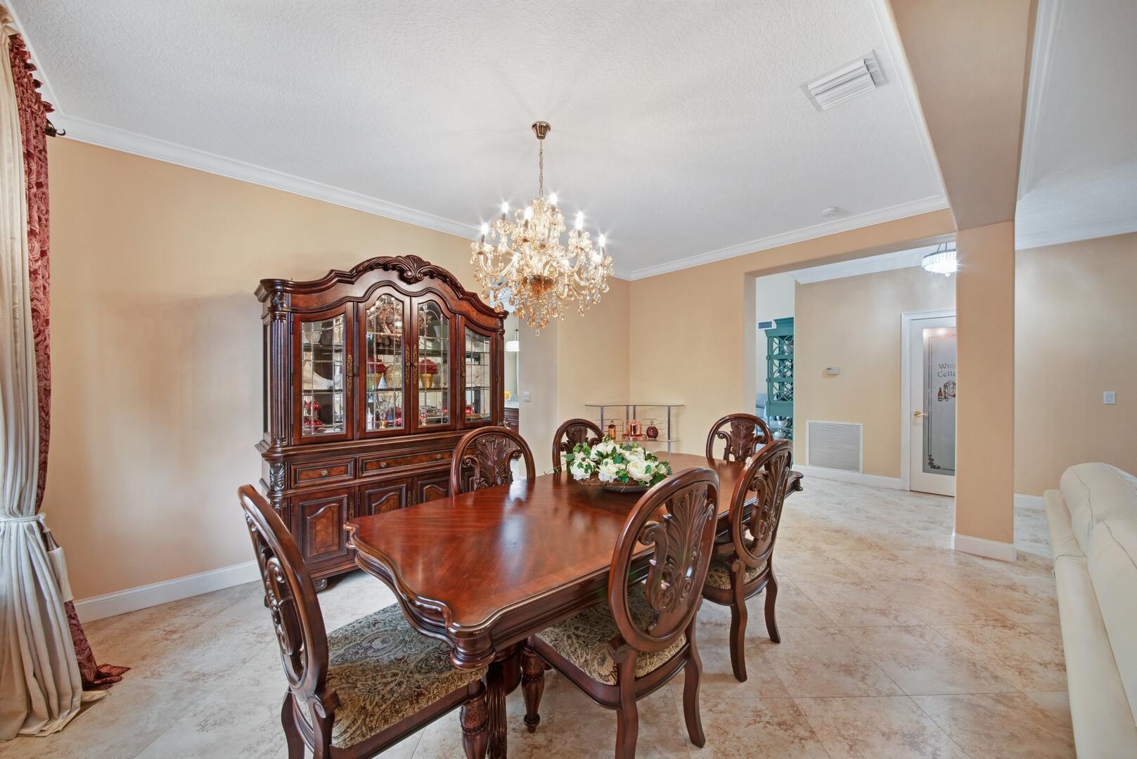 7122 Brunswick Circle