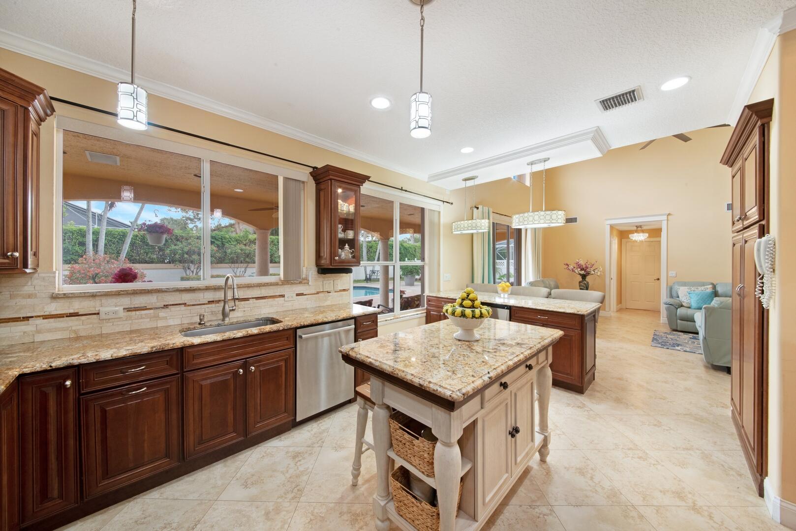 7122 Brunswick Circle