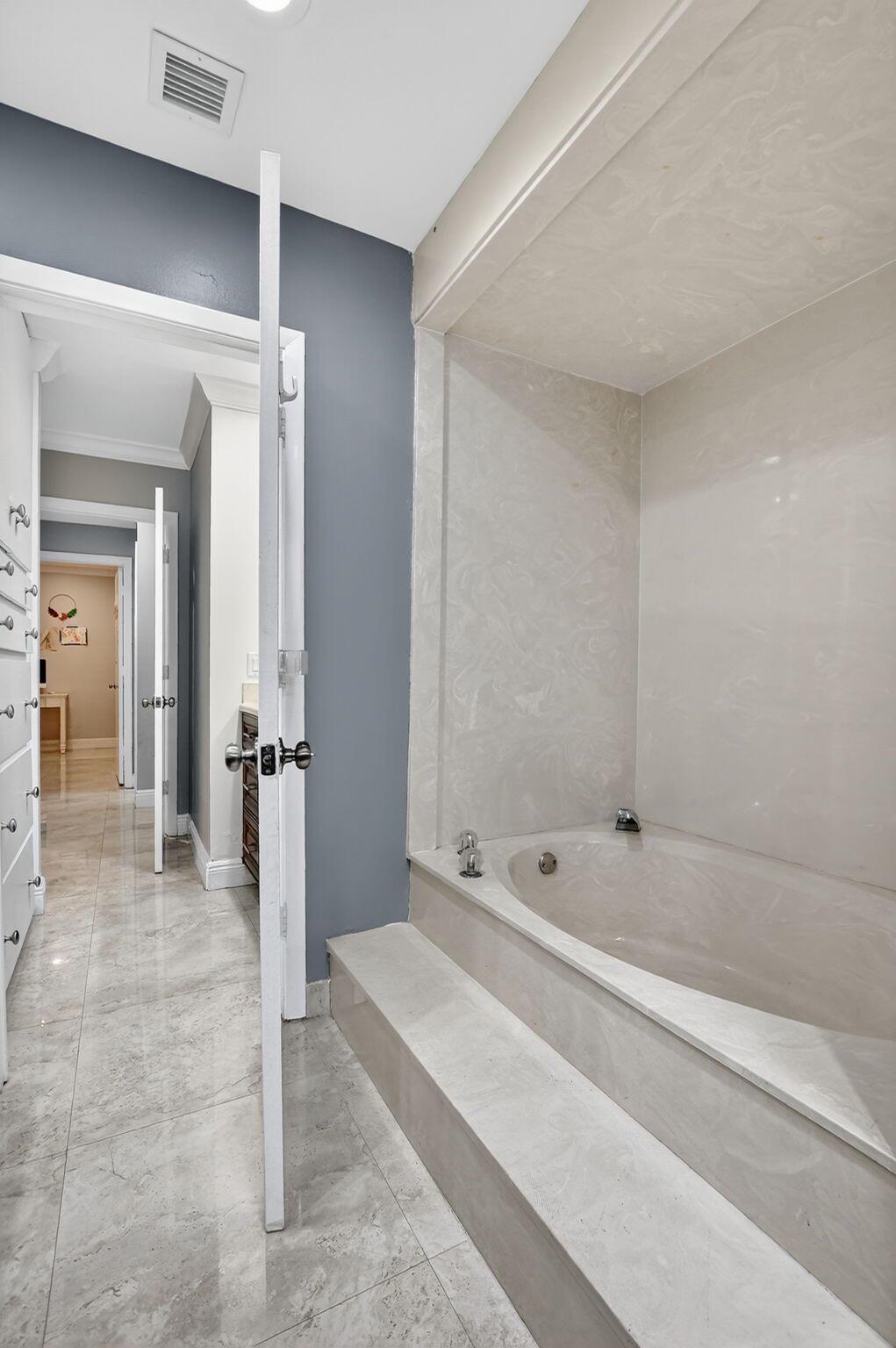 6101 Old Court Road 140