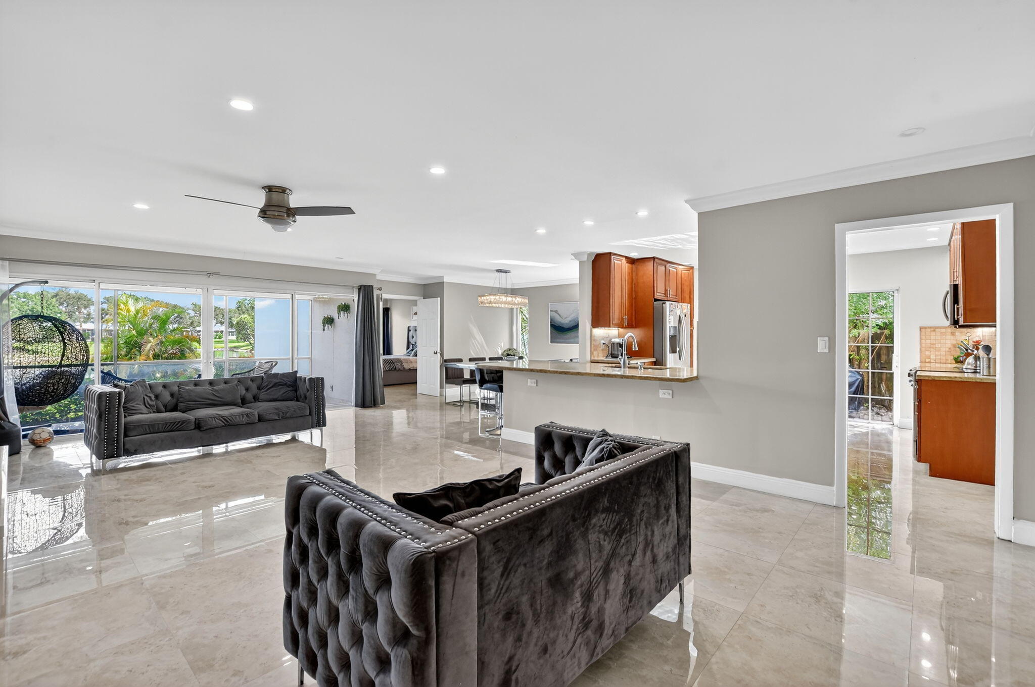 6101 Old Court Road 140