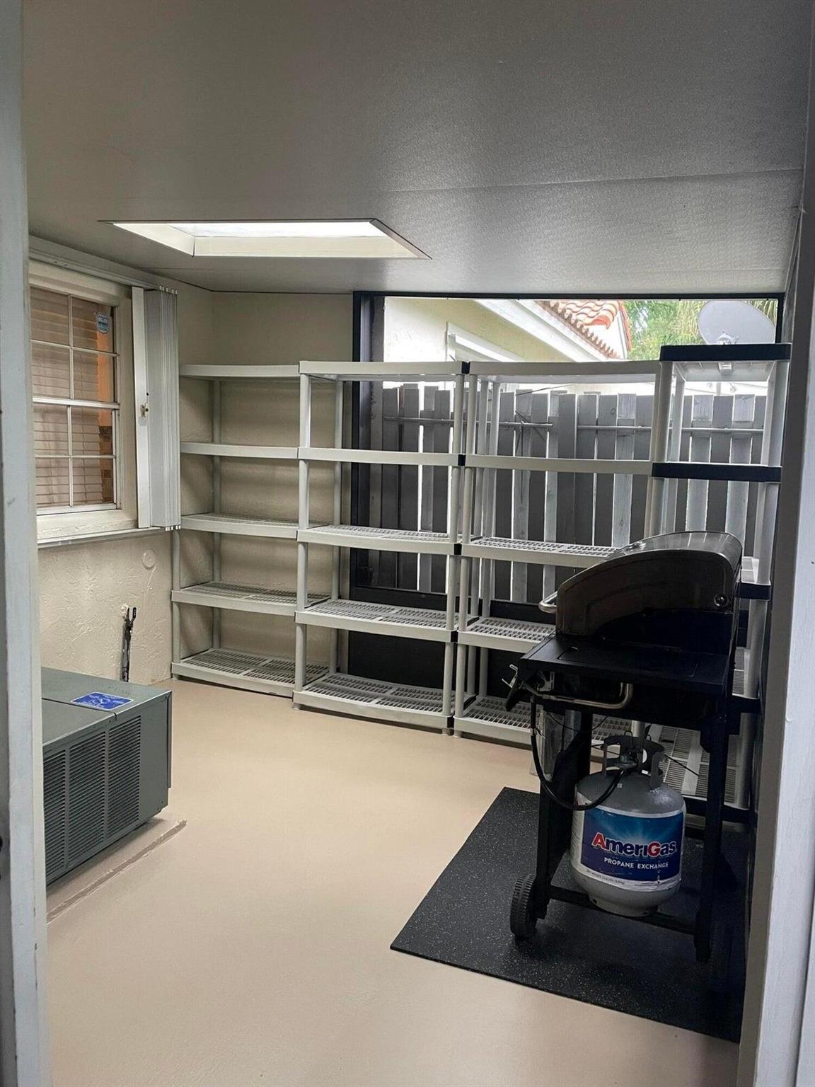 1592 Springside Drive