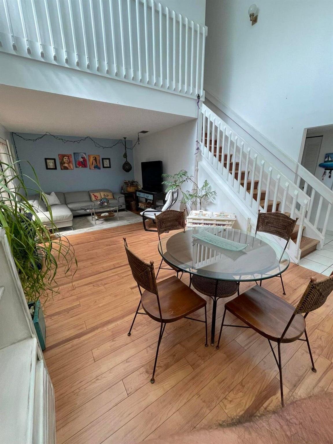 1592 Springside Drive