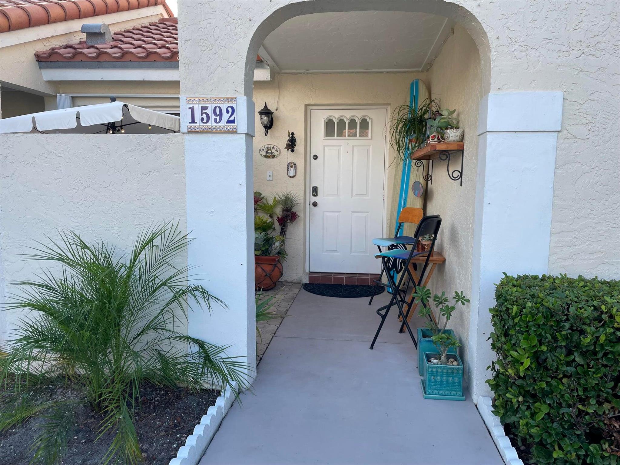 1592 Springside Drive