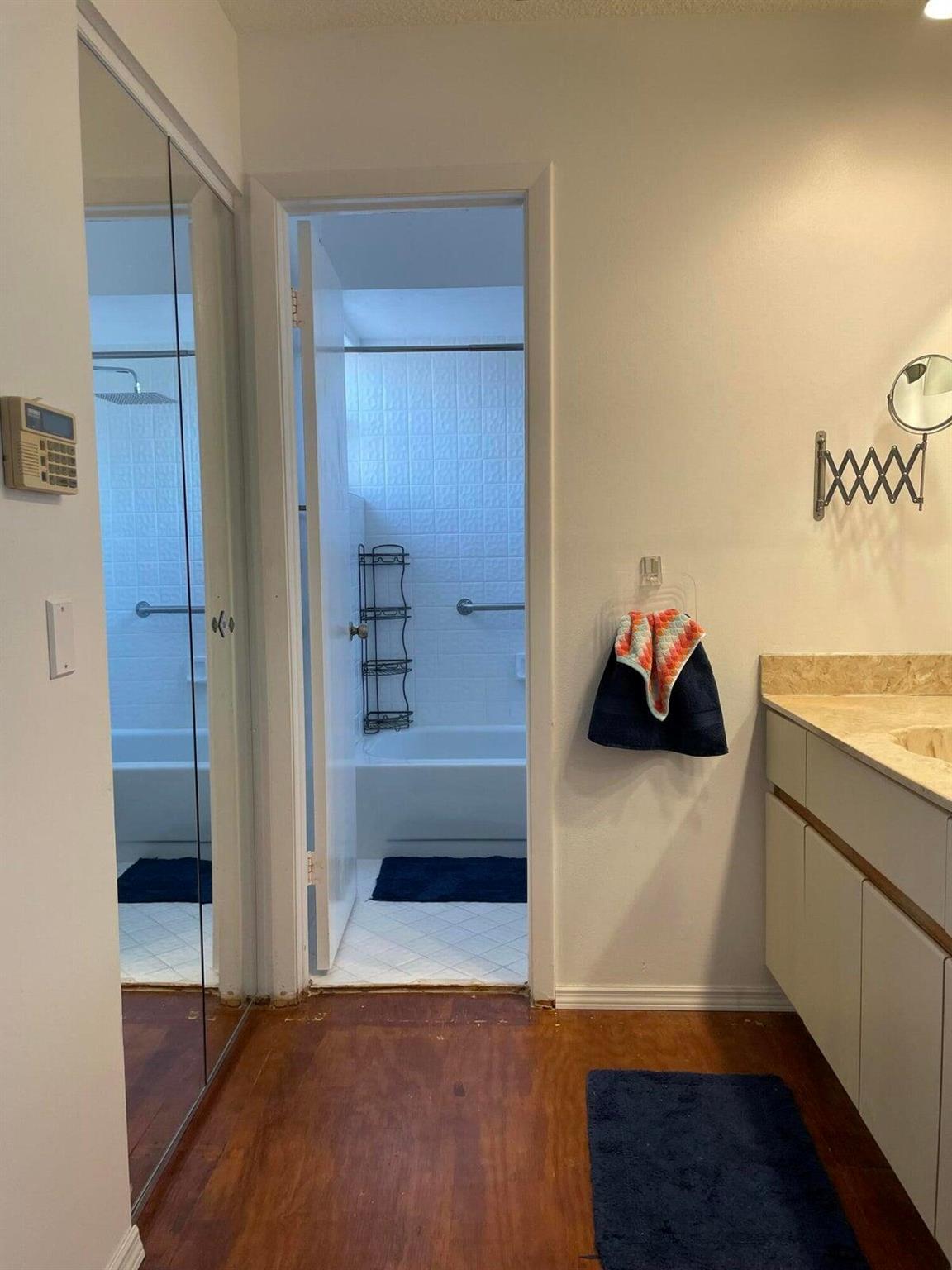 1592 Springside Drive