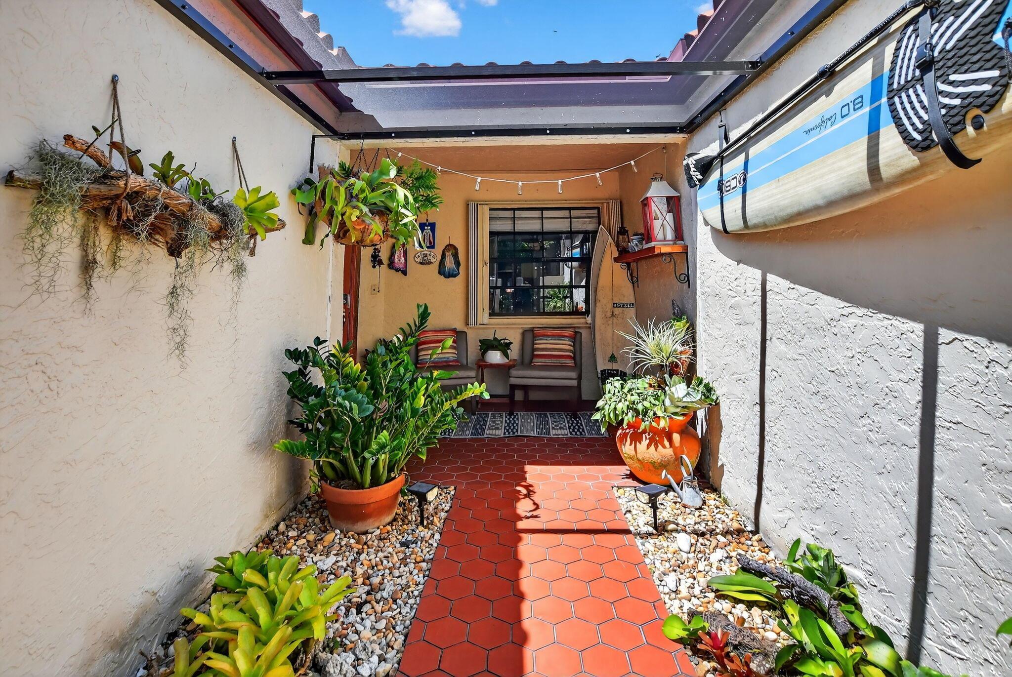 45 Centennial Court