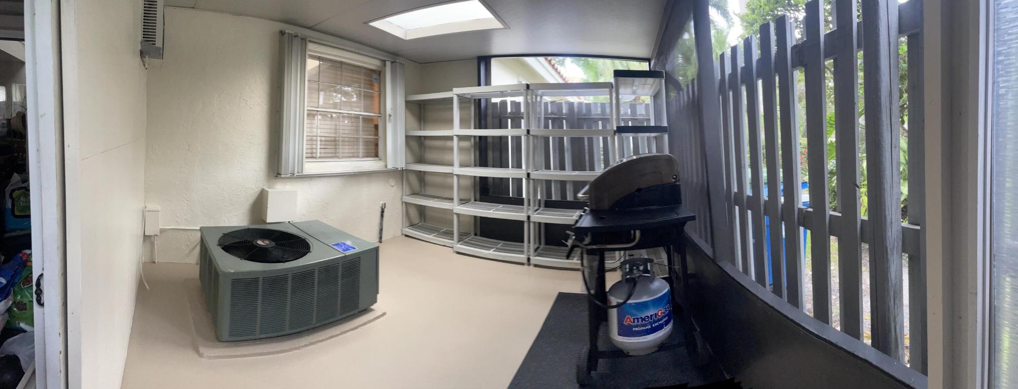 1592 Springside Drive