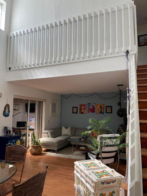 1592 Springside Drive