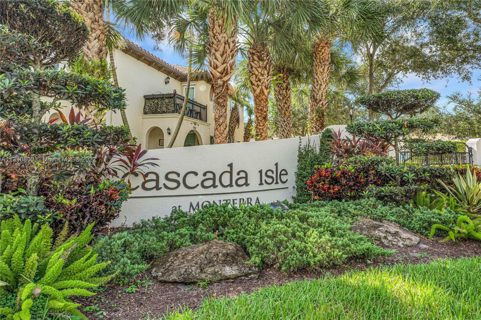 2957 St Thomas Drive, Cooper City