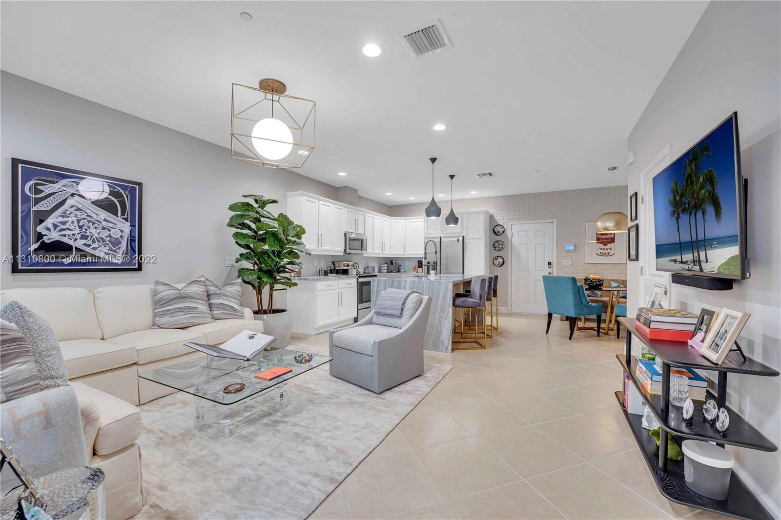 2957 St Thomas Drive, Cooper City