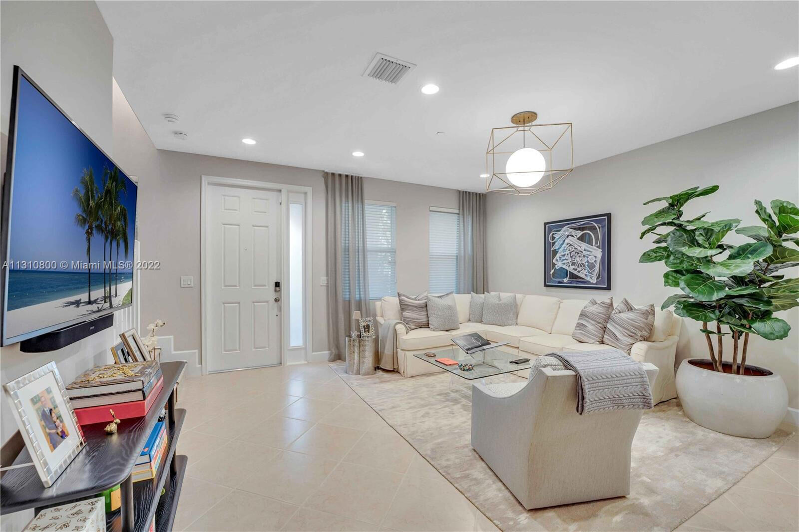 2957 St Thomas Drive, Cooper City