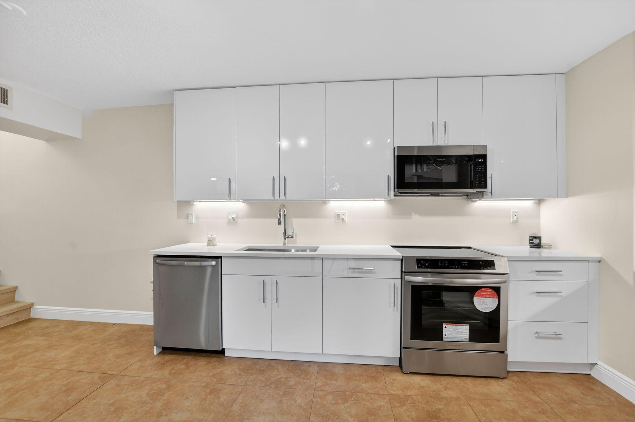 22958 Oxford Place D