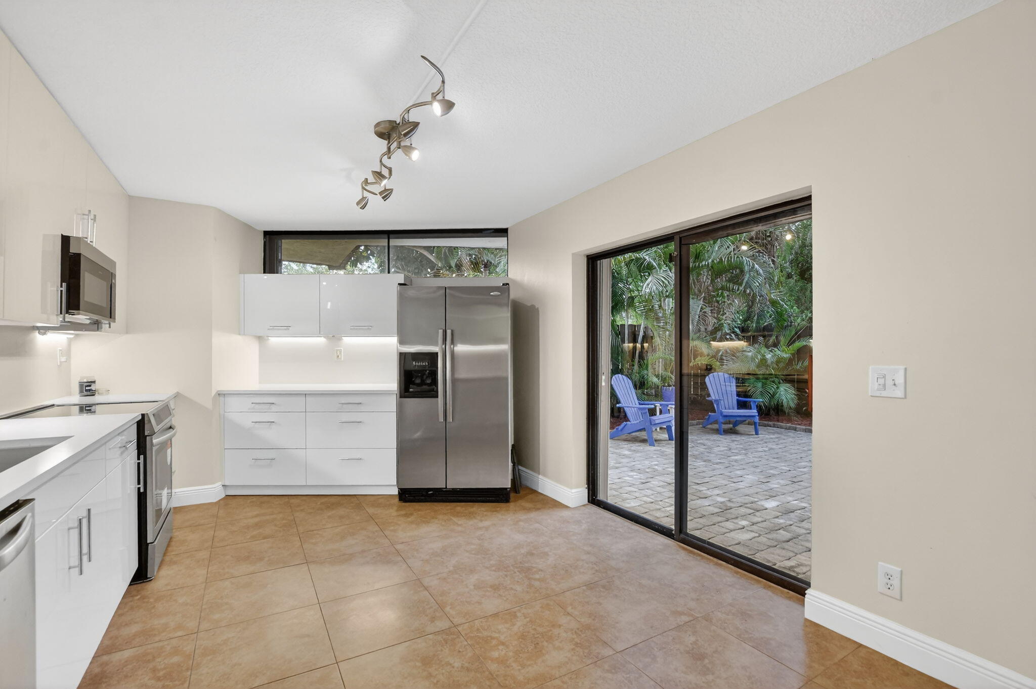 22958 Oxford Place D