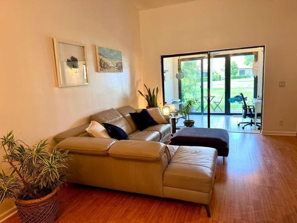 45 Centennial Court