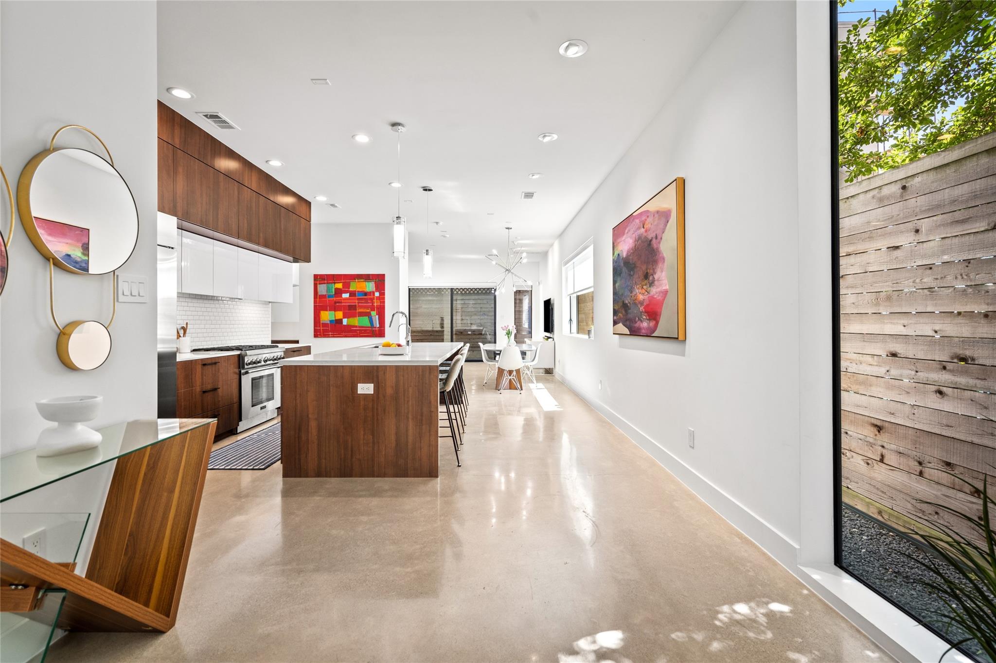 509 W Drew Street