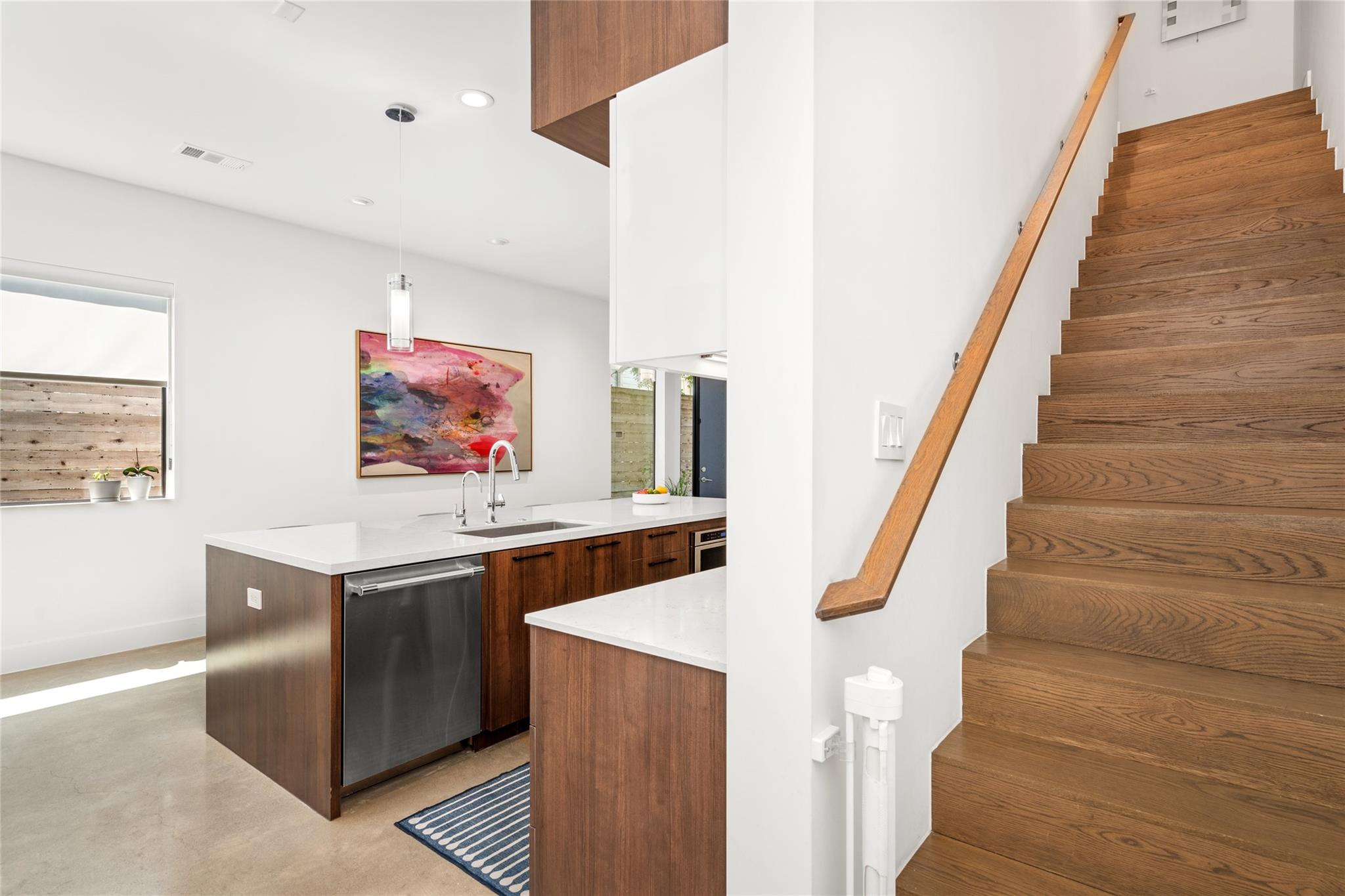 509 W Drew Street