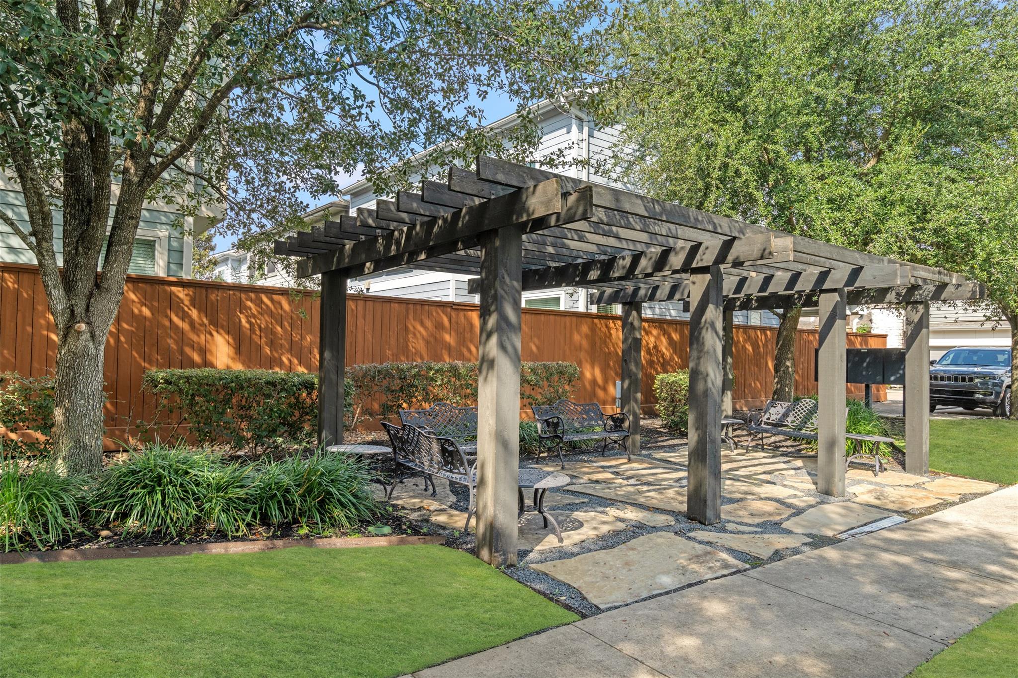 8923 Highgate Lane, Houston