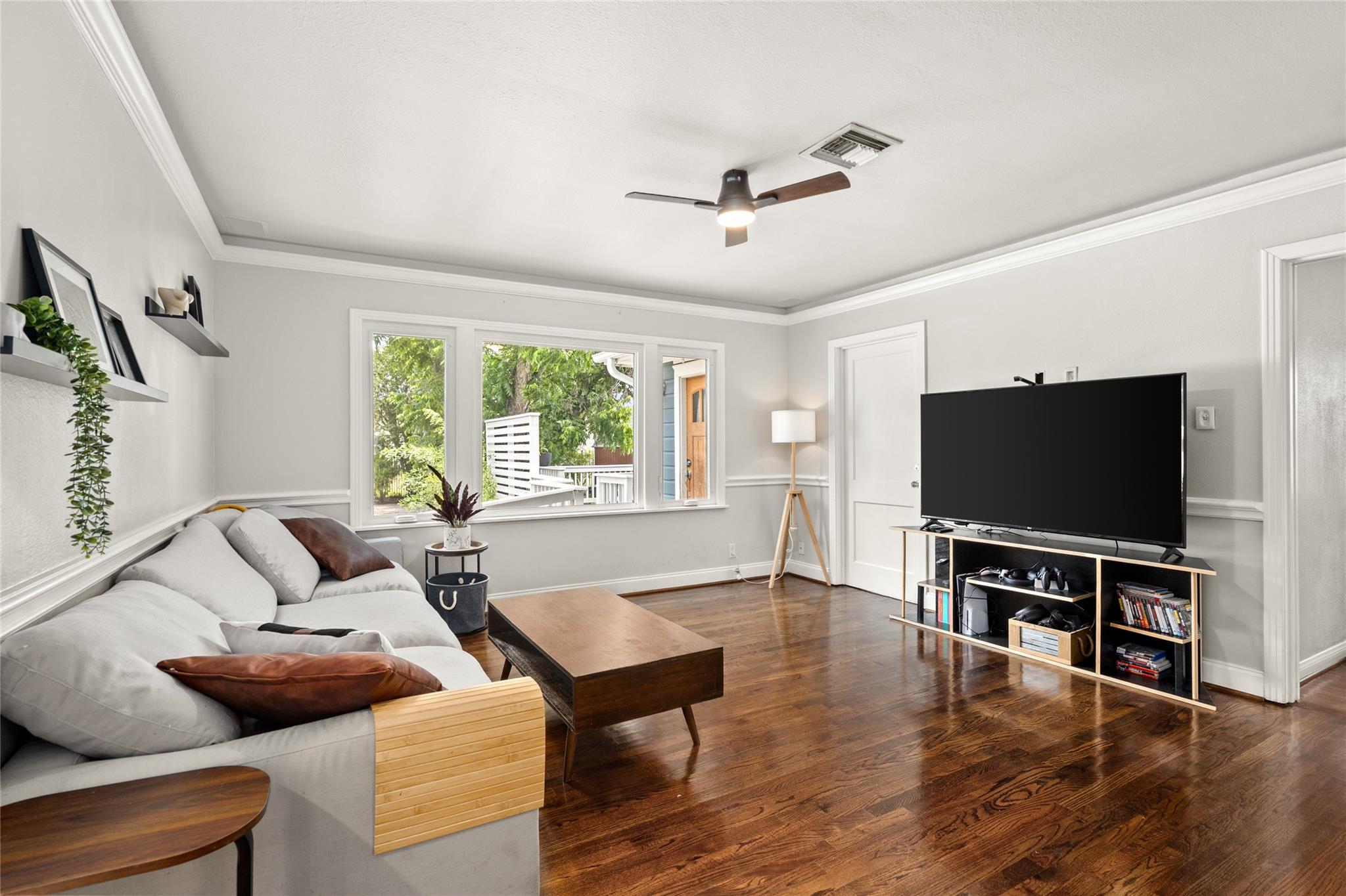 208 W 34th Street