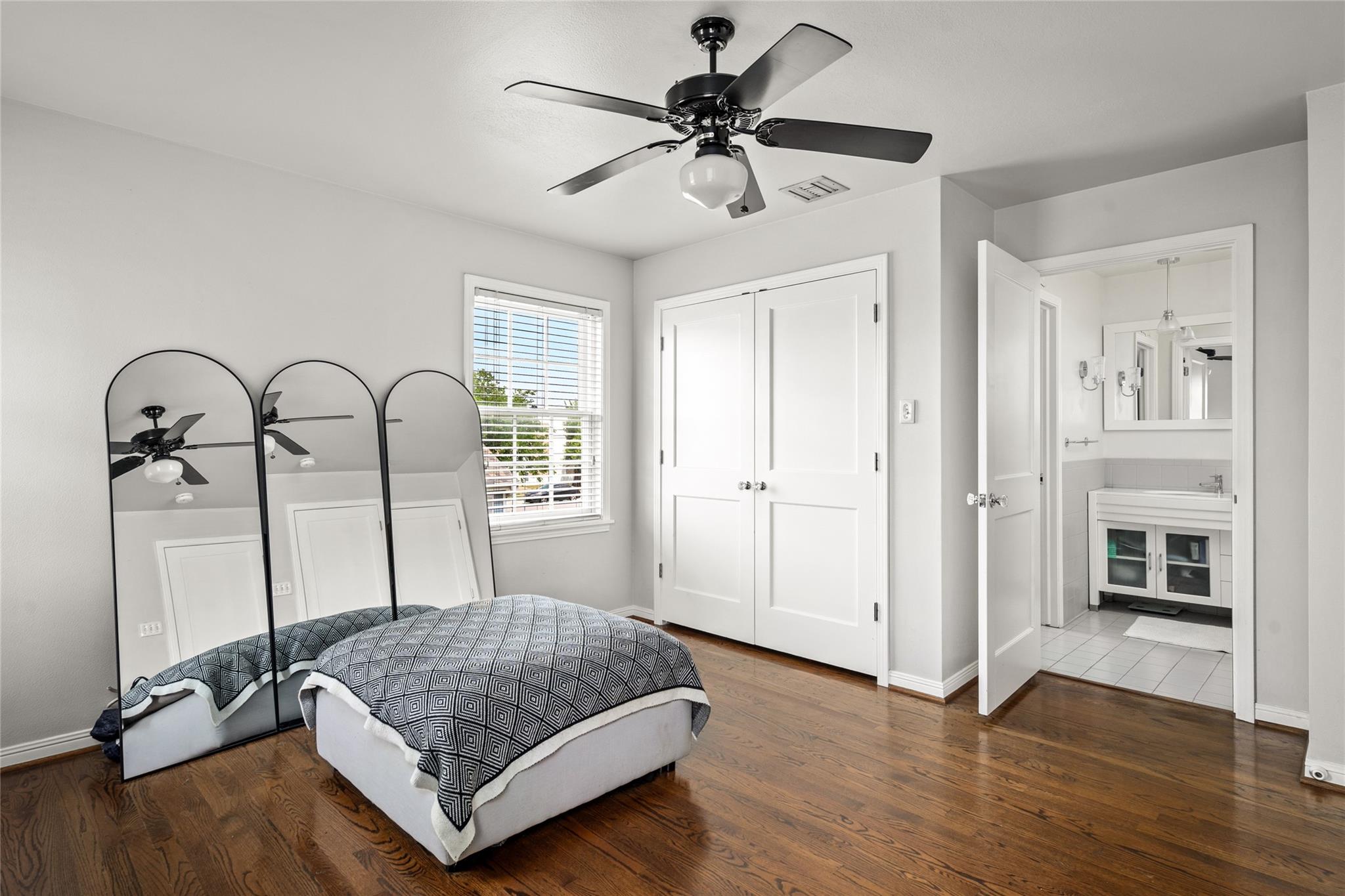 208 W 34th Street