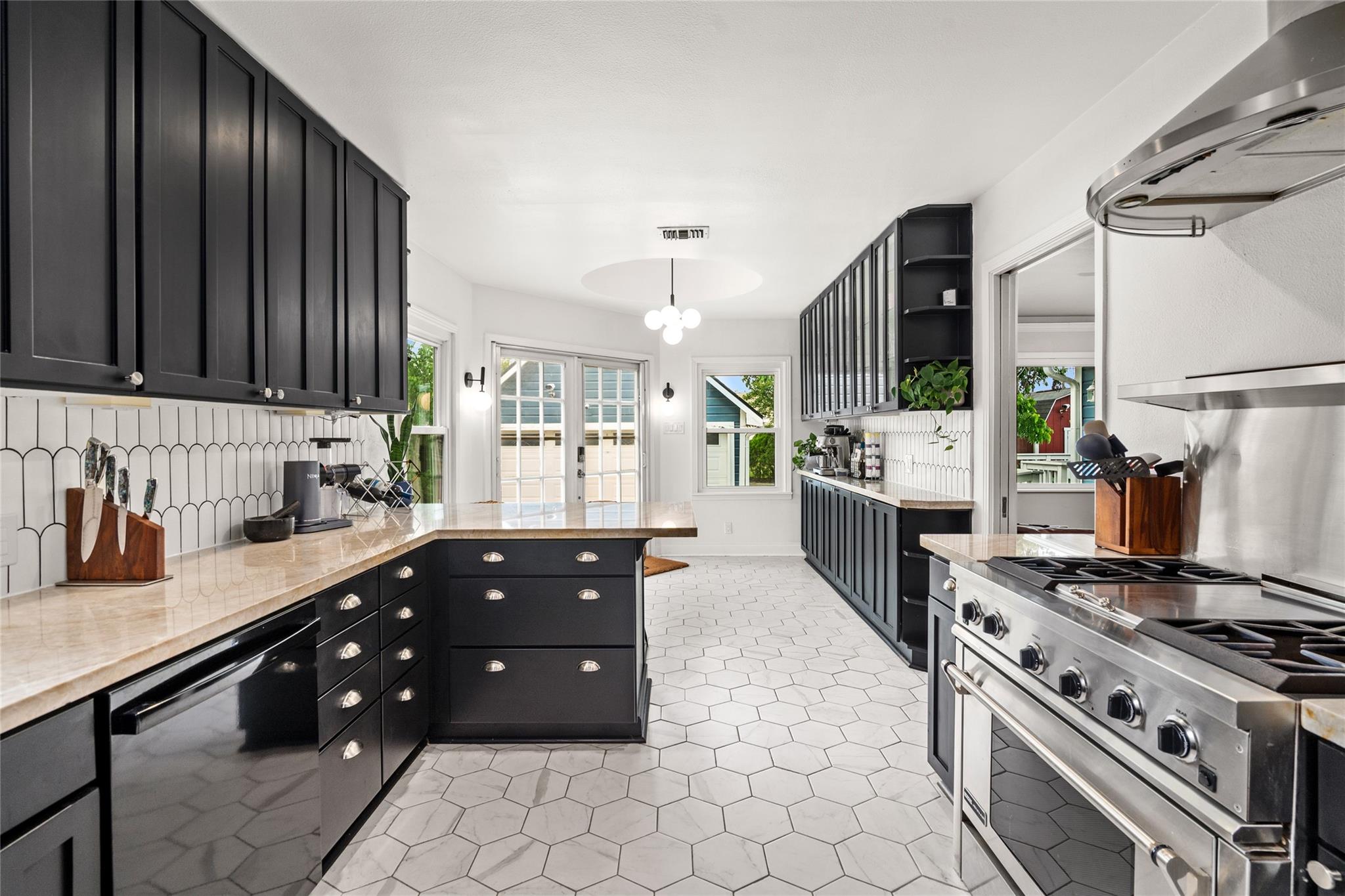 208 W 34th Street