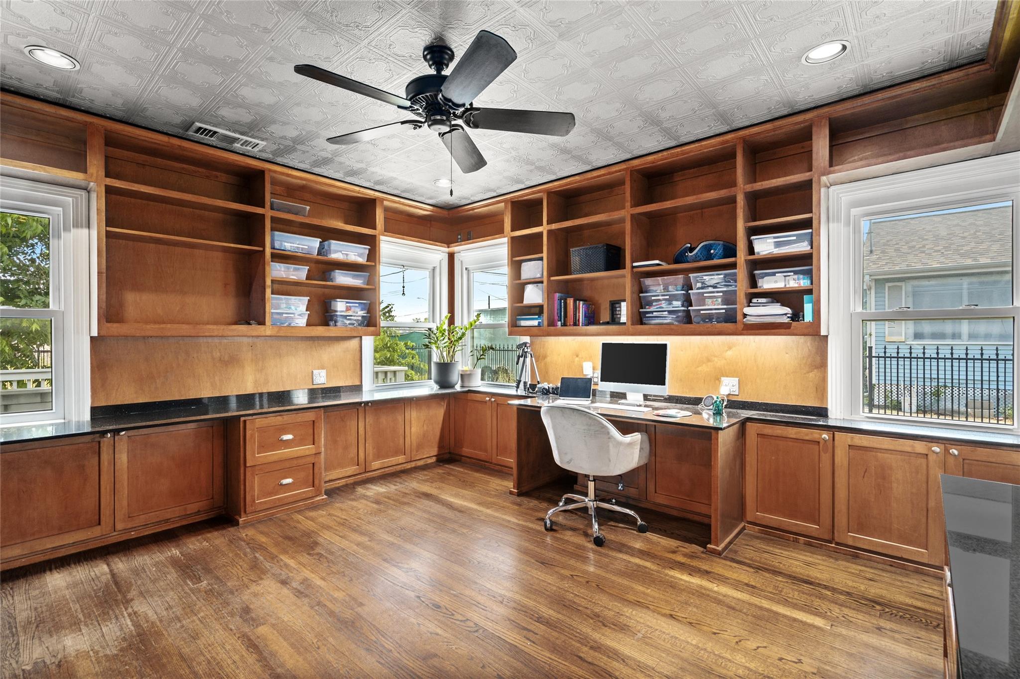 208 W 34th Street