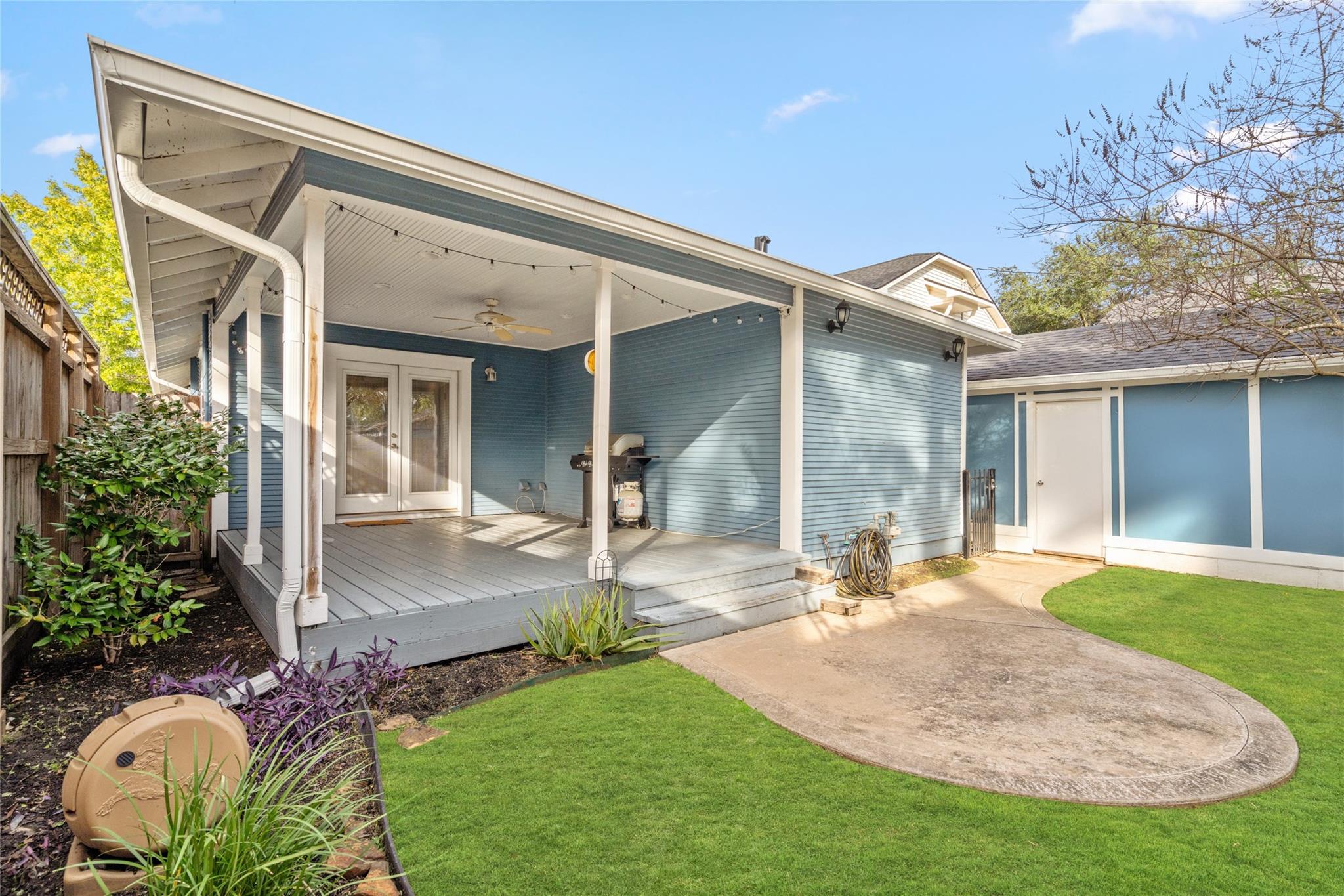 924 W Melwood Street