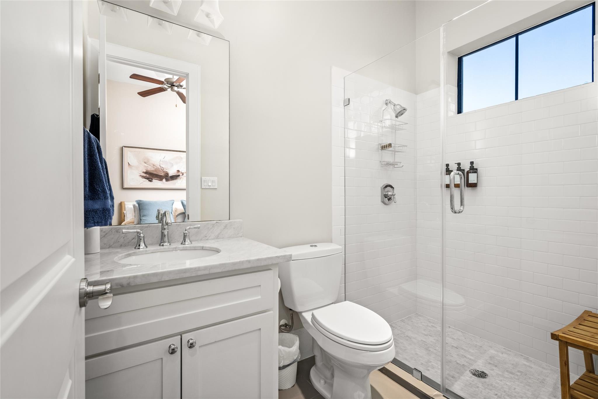 6018 Maxie Street Unit: E