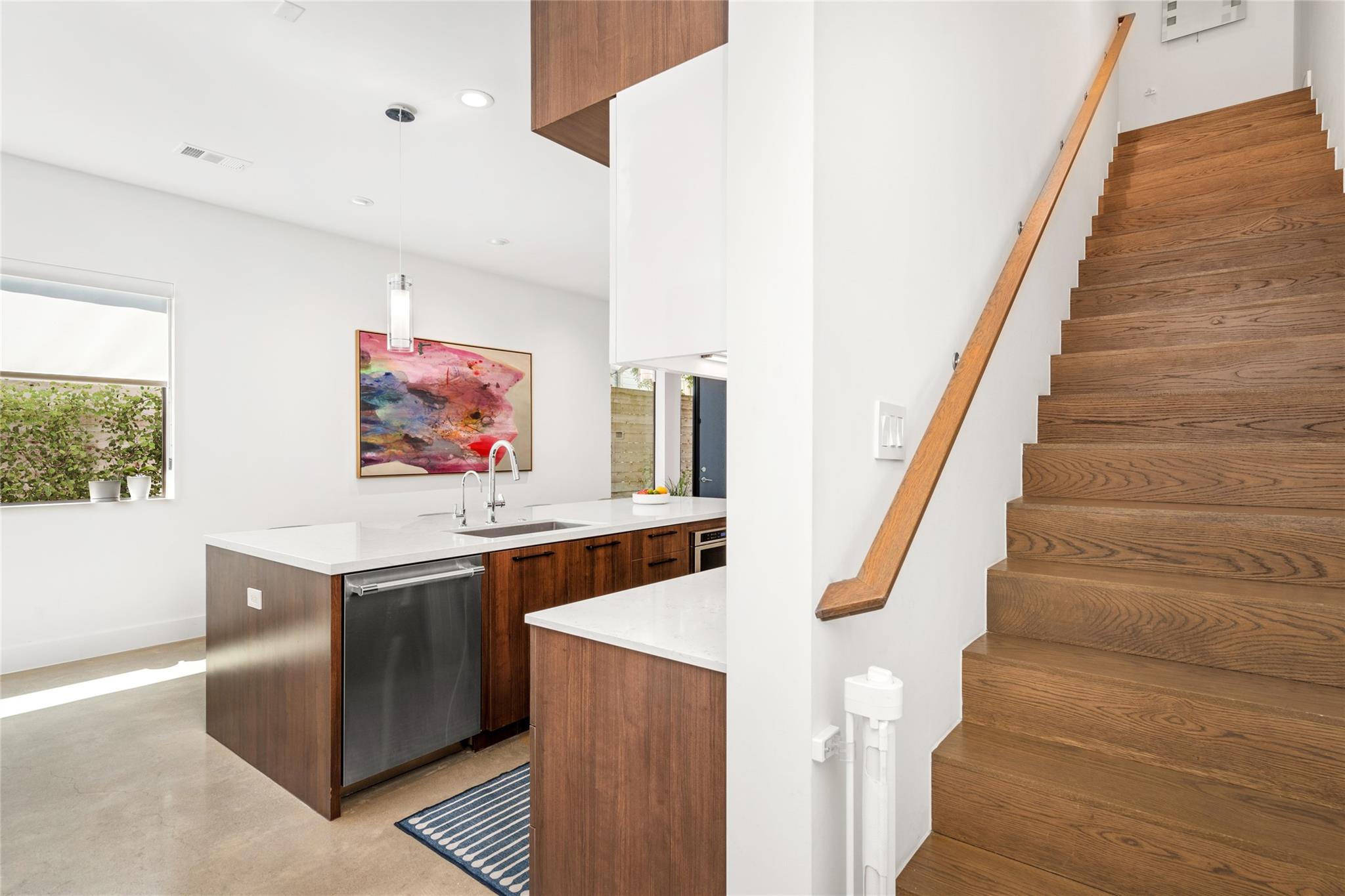 509 W Drew Street