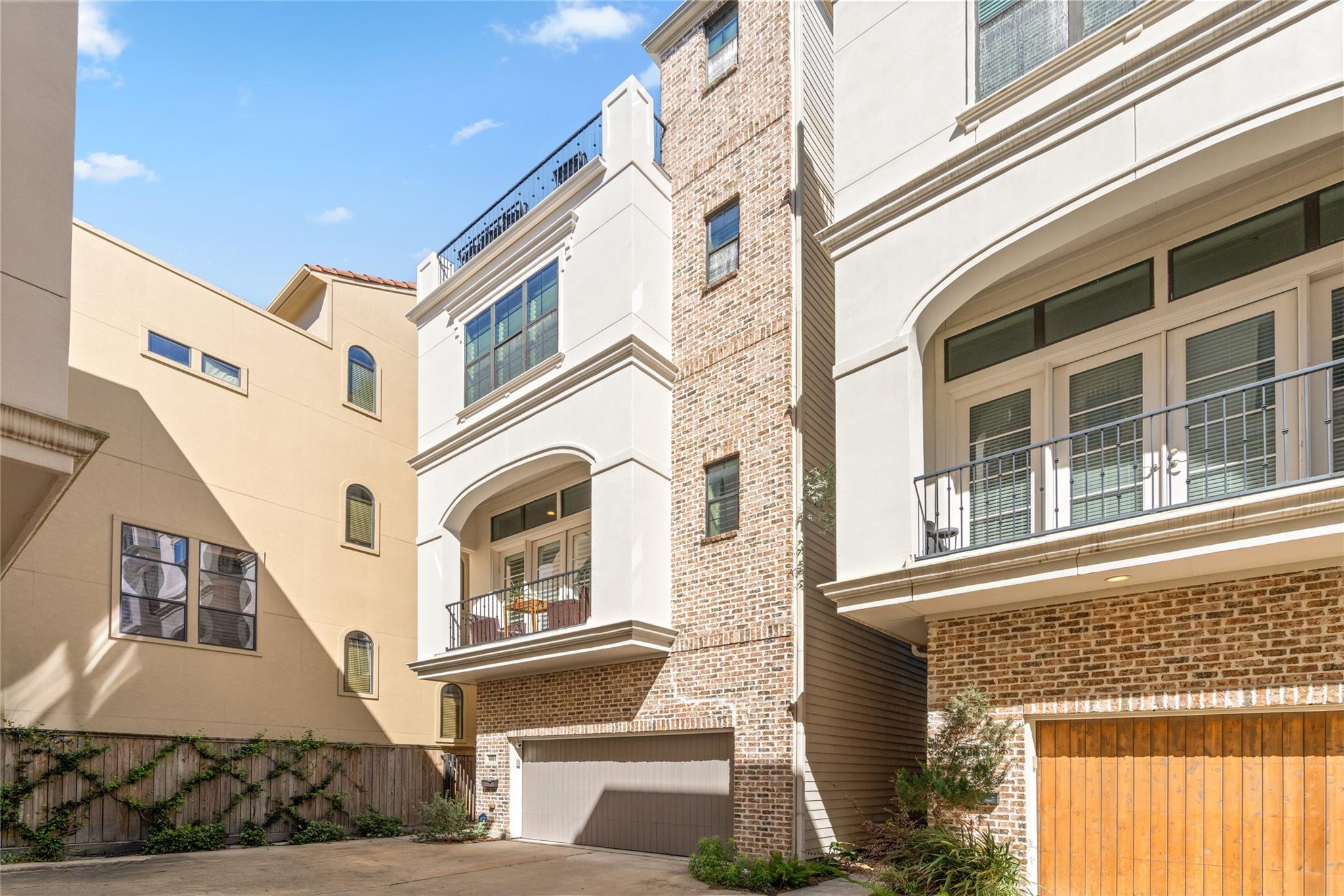 6018 Maxie Street Unit: E