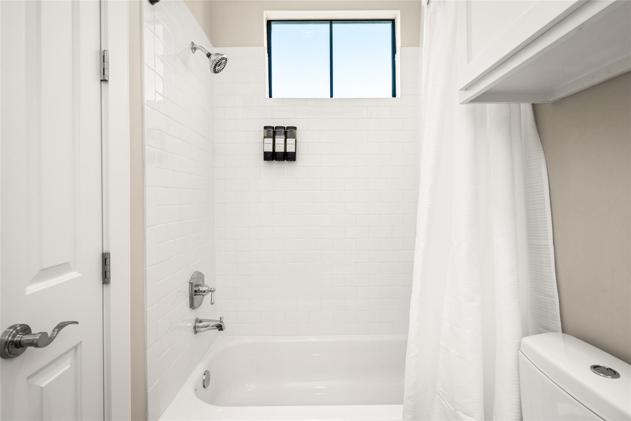 6018 Maxie Street Unit: E