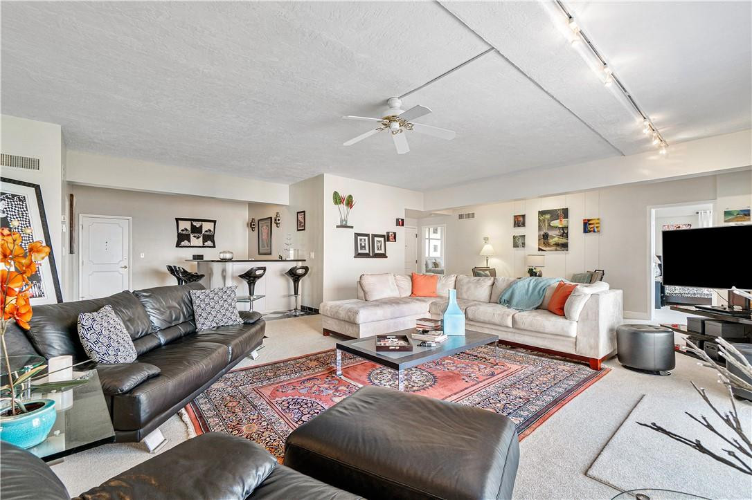 95 N BIRCH Road 900