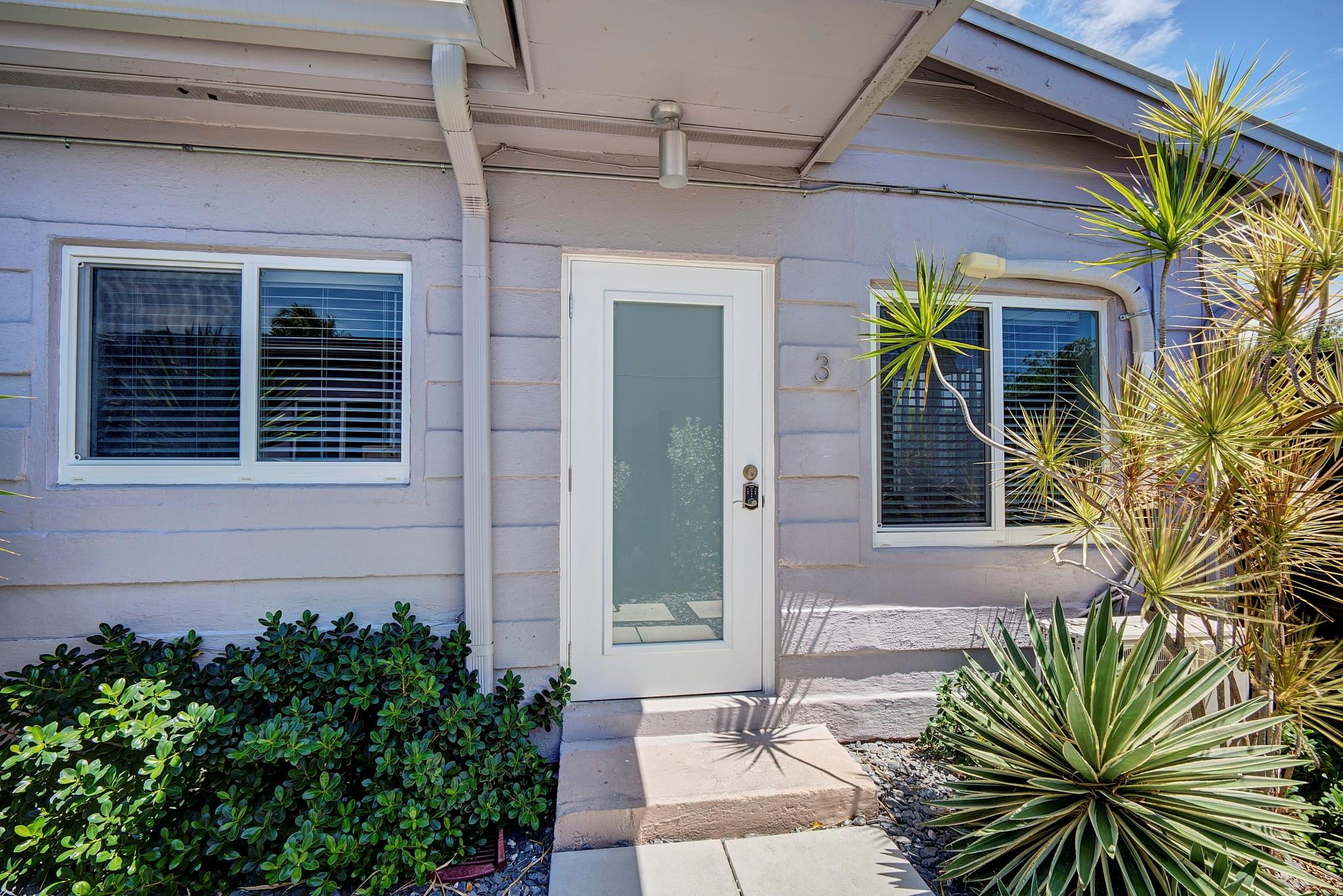 1215 NE 17th Ave 3