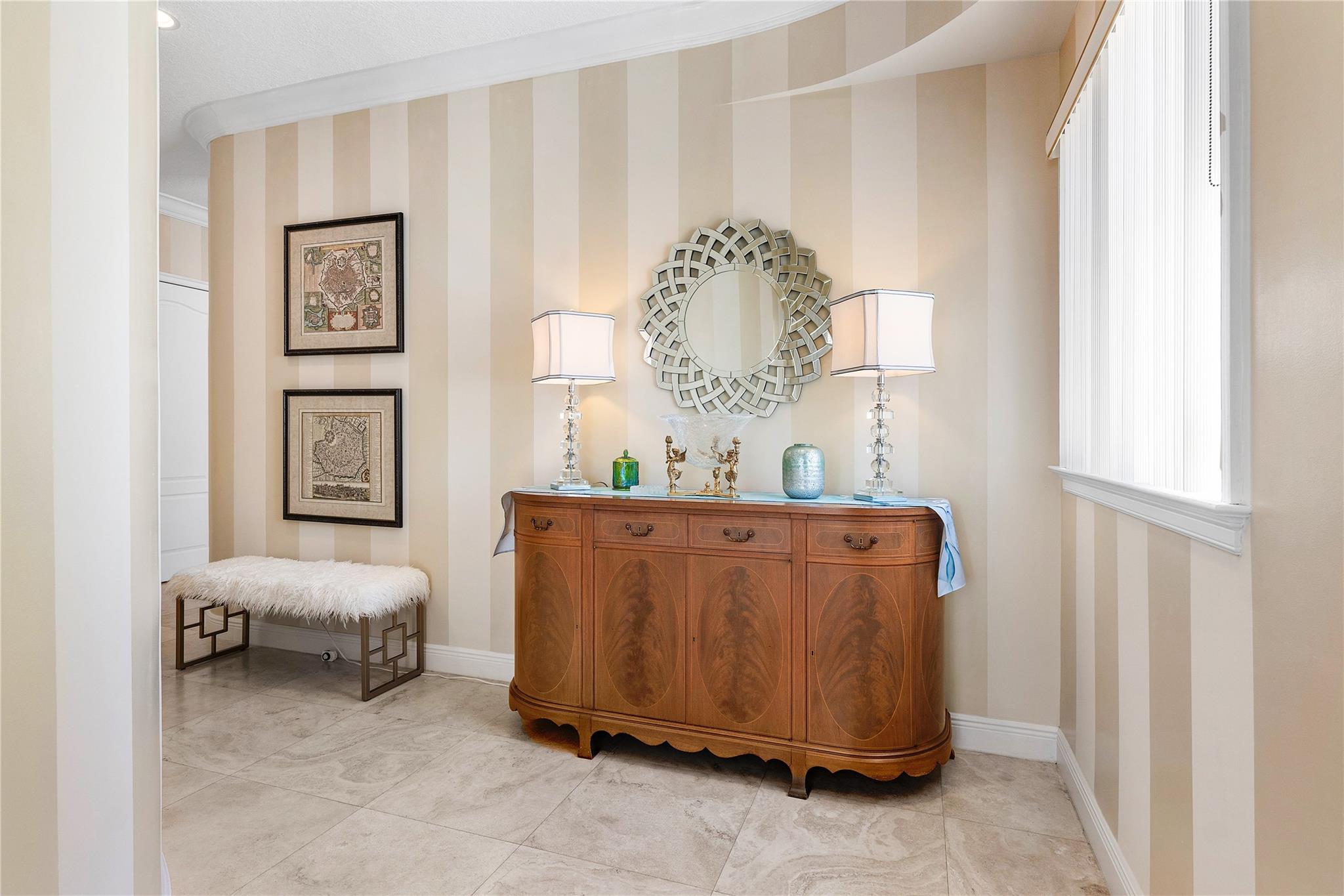 1220 NE 17th Way 1220