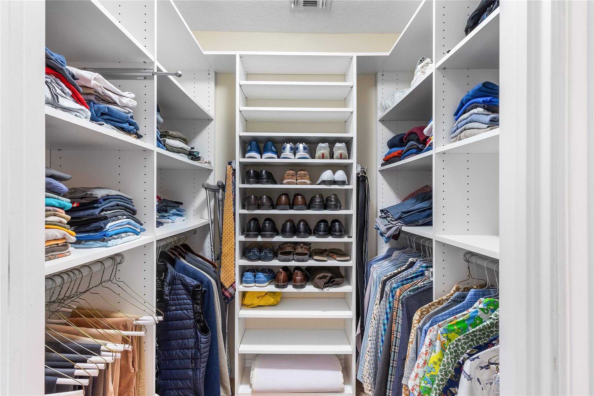 1220 NE 17th Way 1220