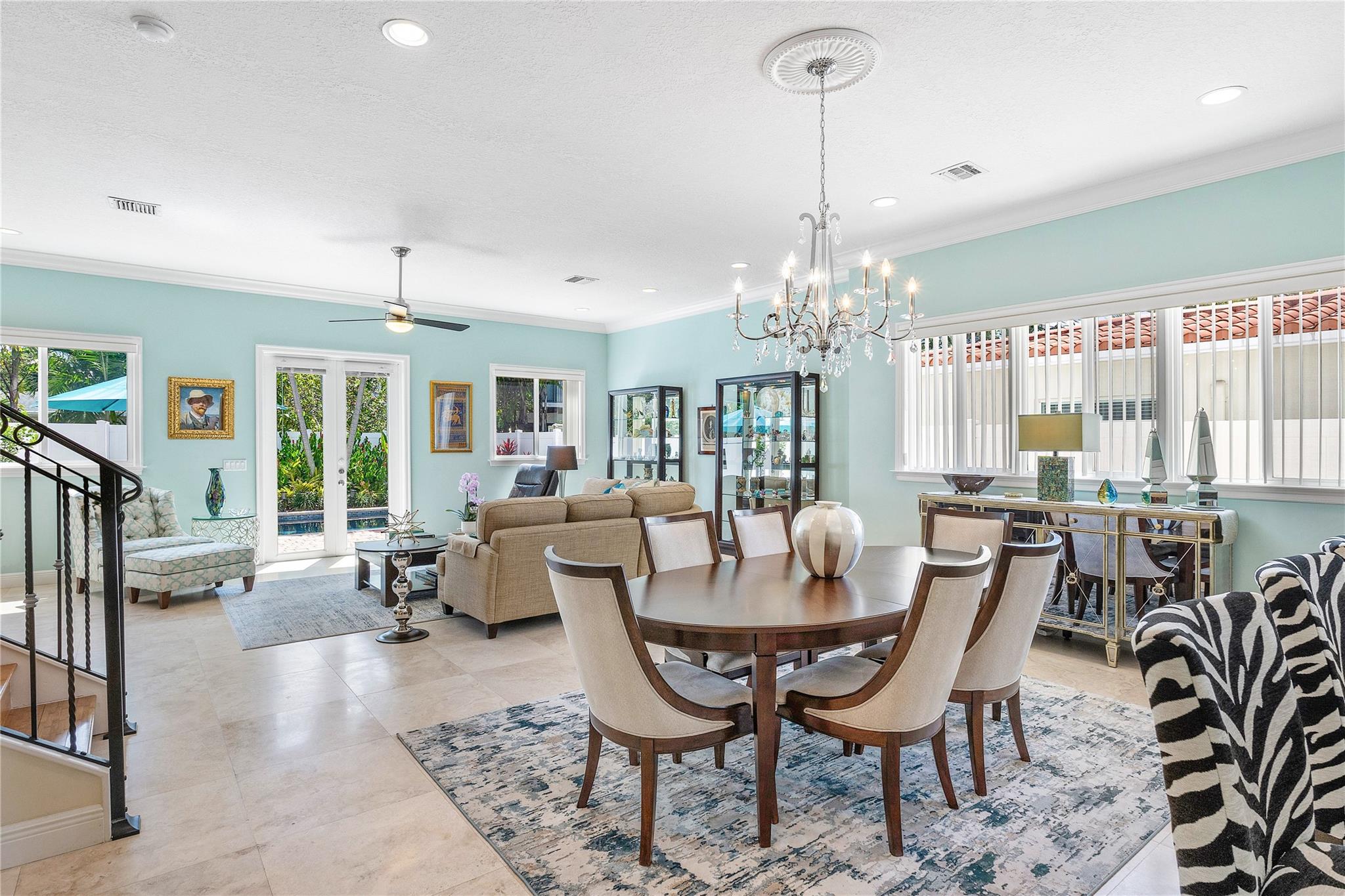 1220 NE 17th Way 1220