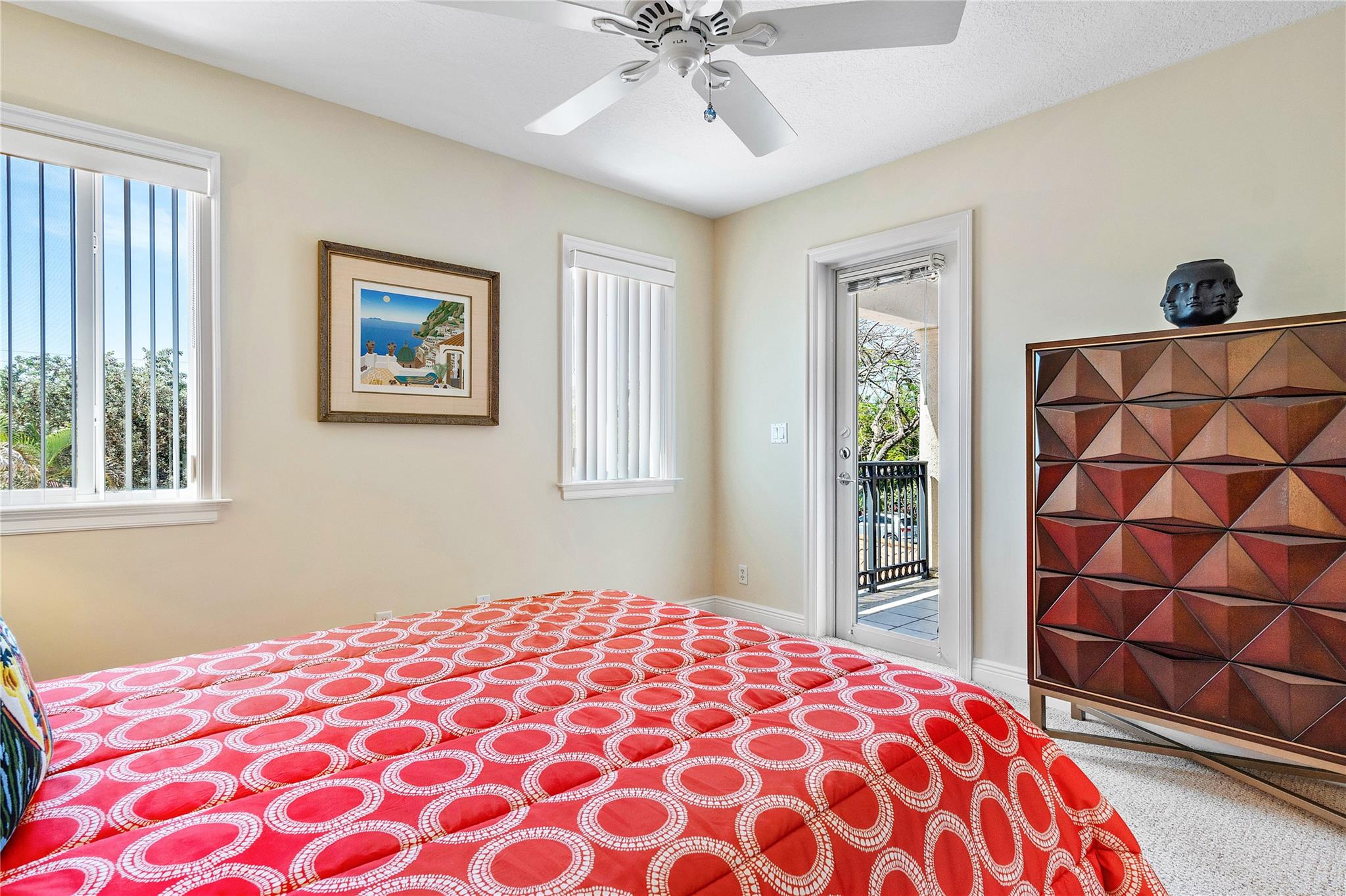 1220 NE 17th Way 1220