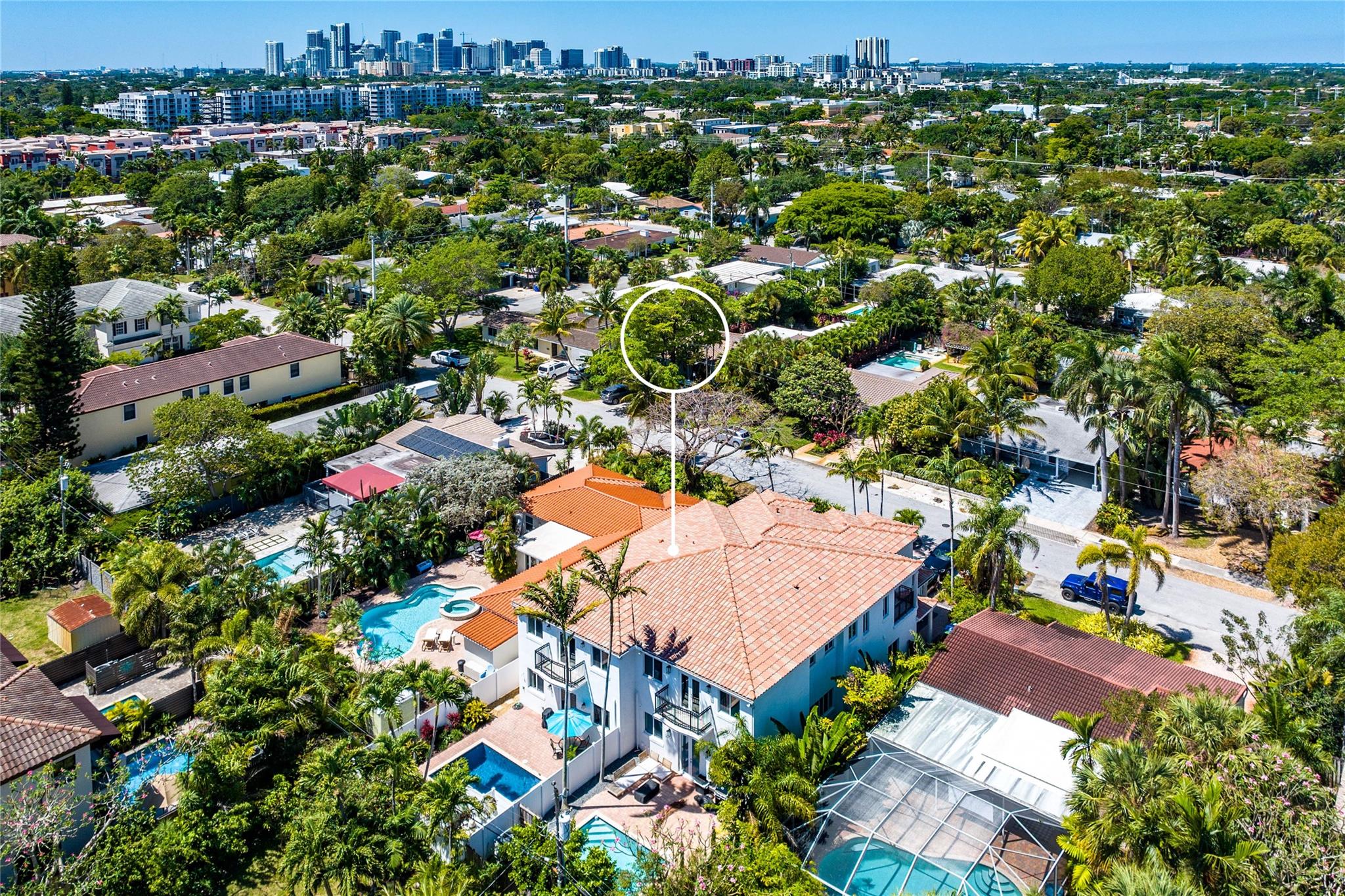 1220 NE 17th Way 1220