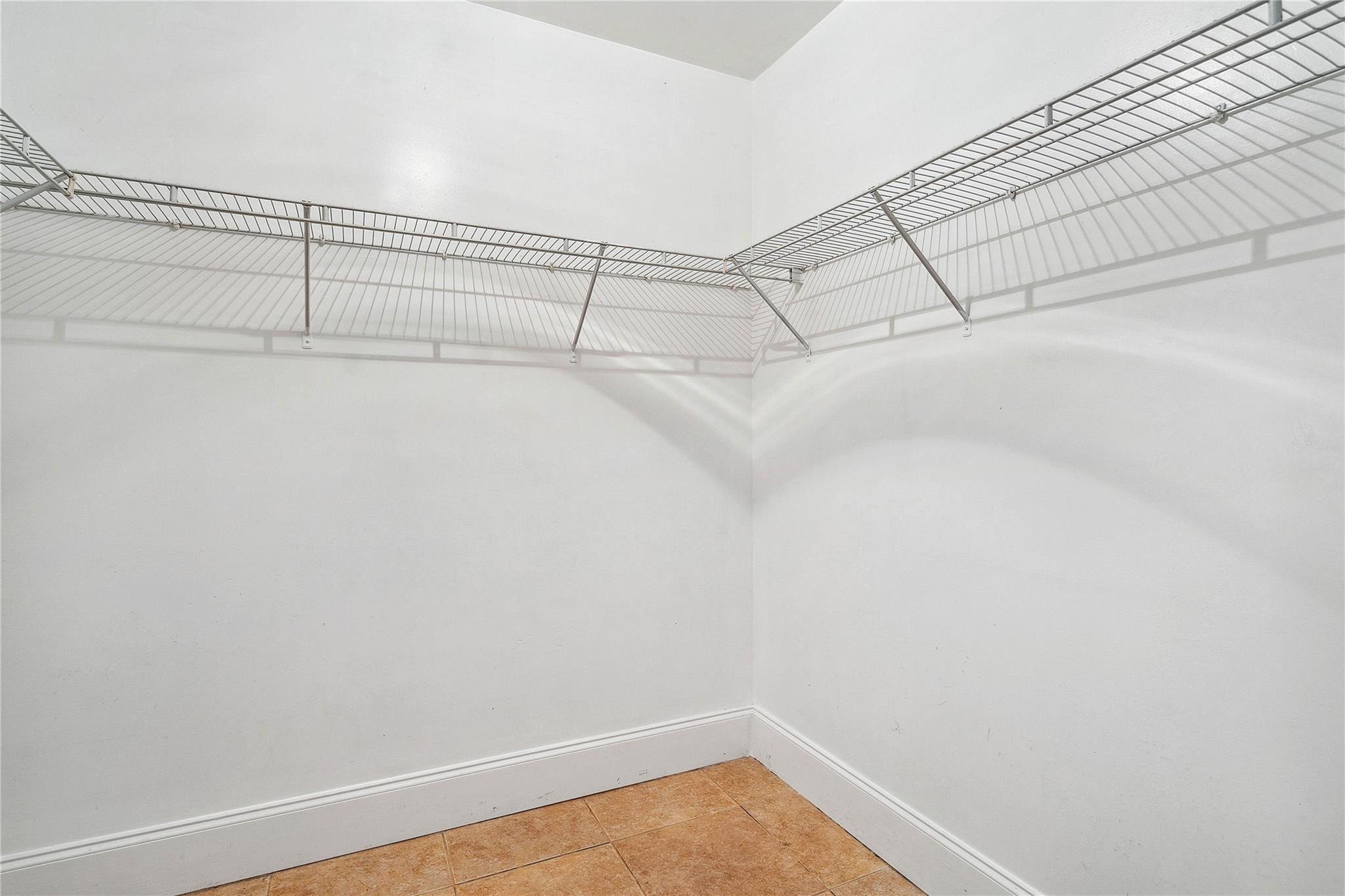 2631 NE 14th Ave 303