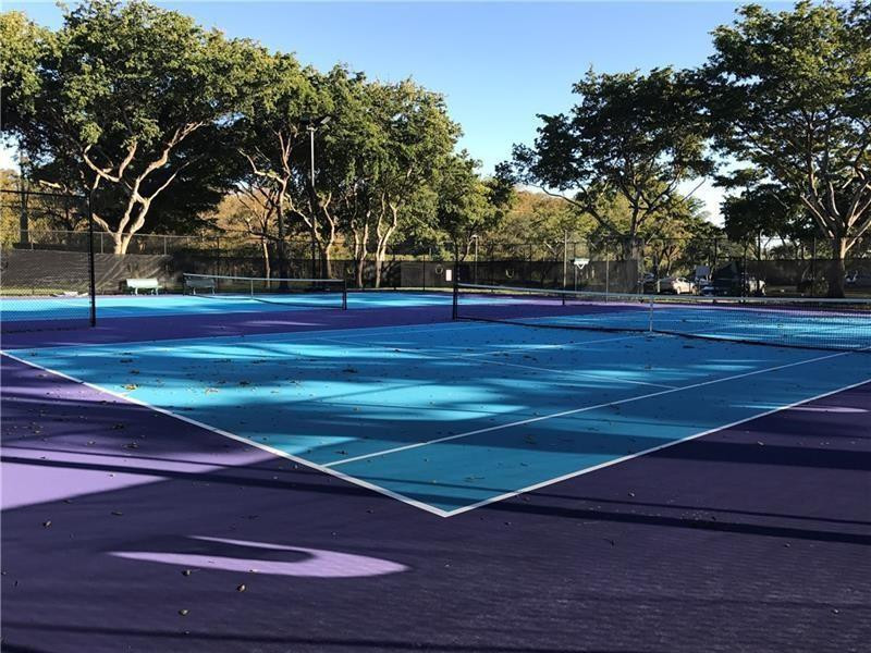 118 Lake Emerald 105