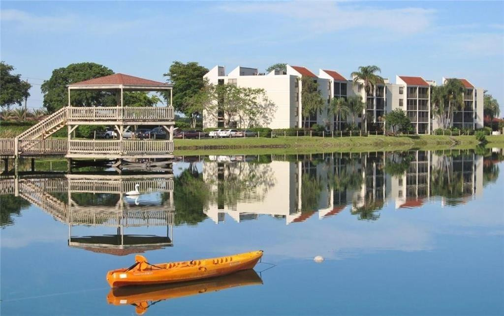 118 Lake Emerald 105