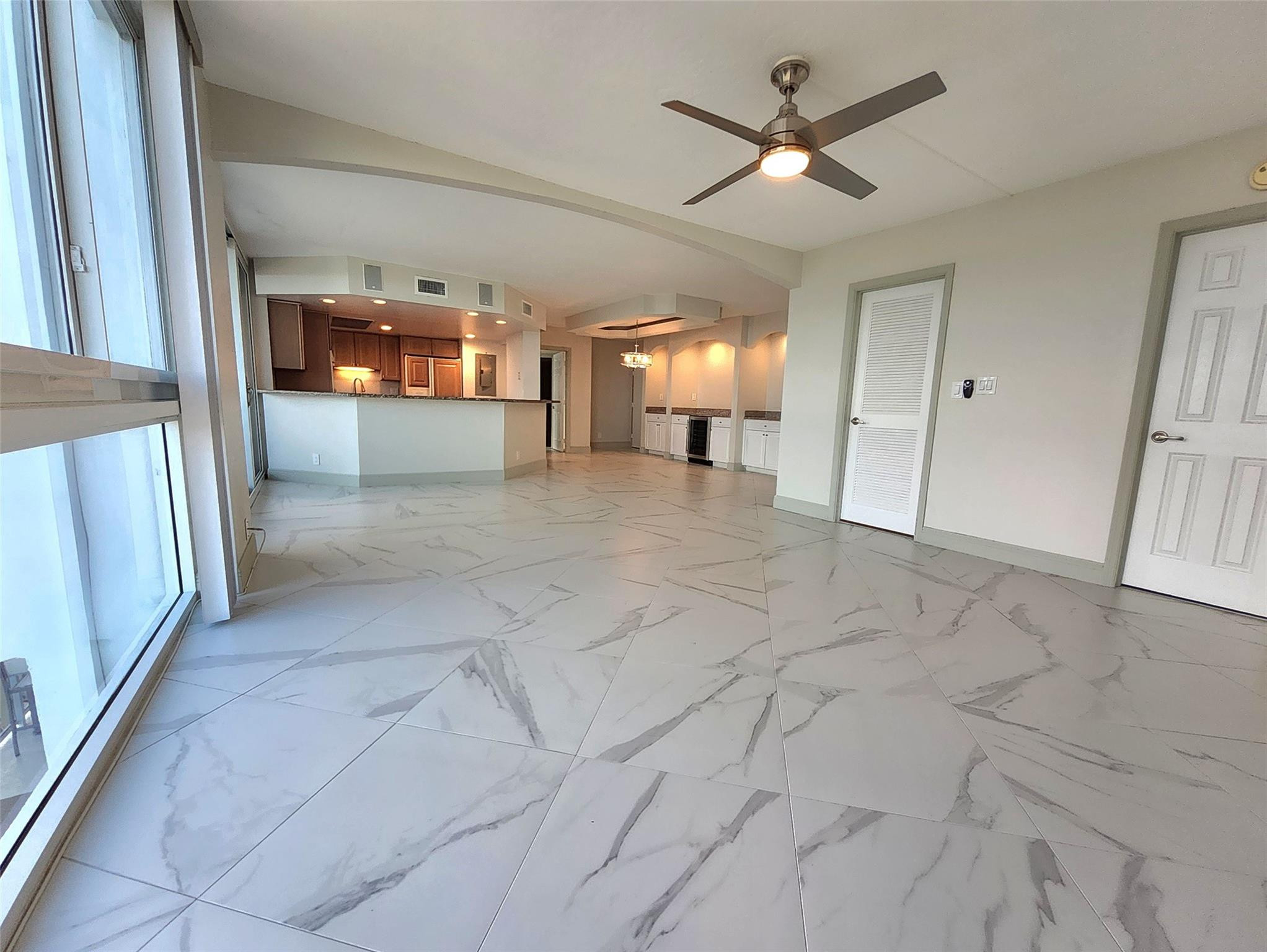 2715 N Ocean Blvd 15C