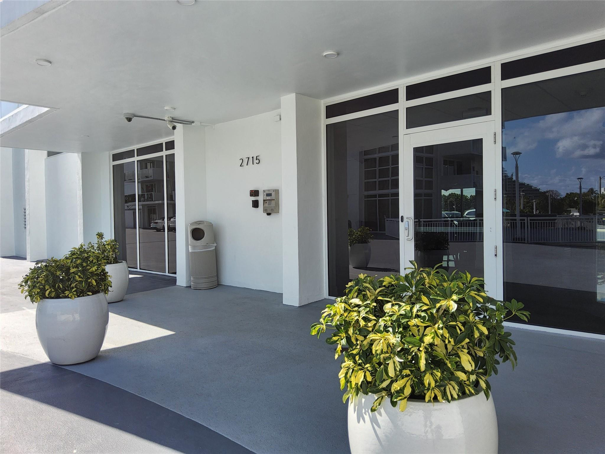 2715 N Ocean Blvd 15C