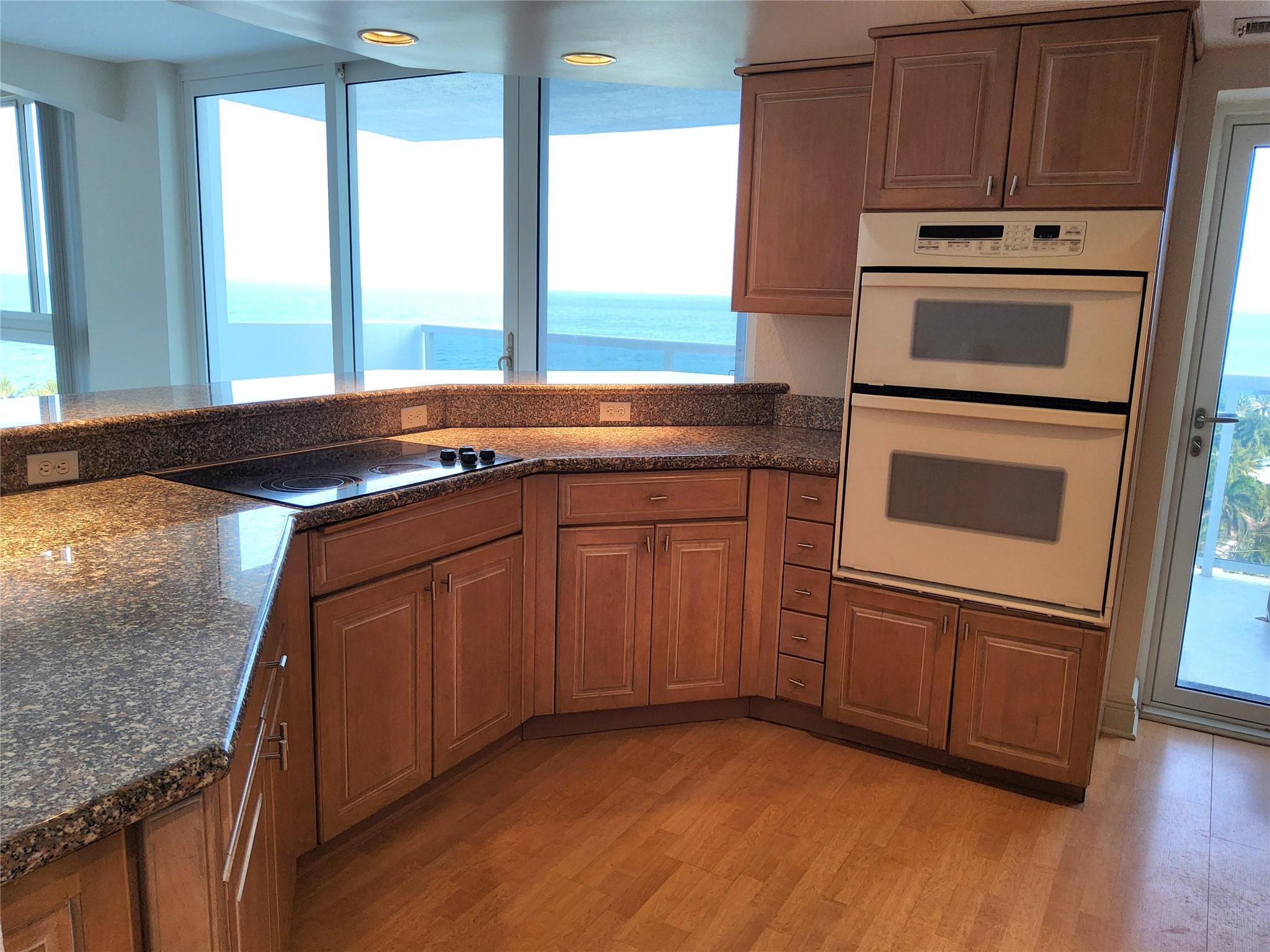 2715 N Ocean Blvd 15C