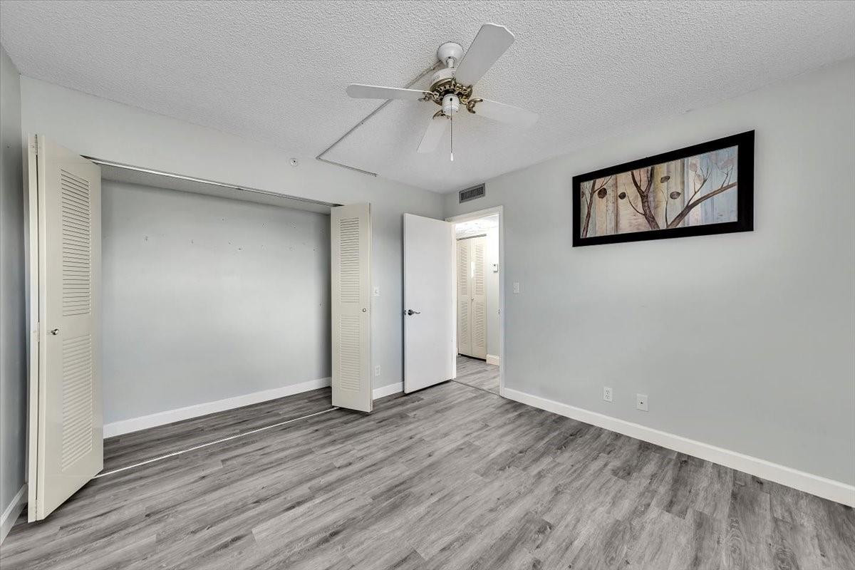 2112 S Cypress Bend Dr 508