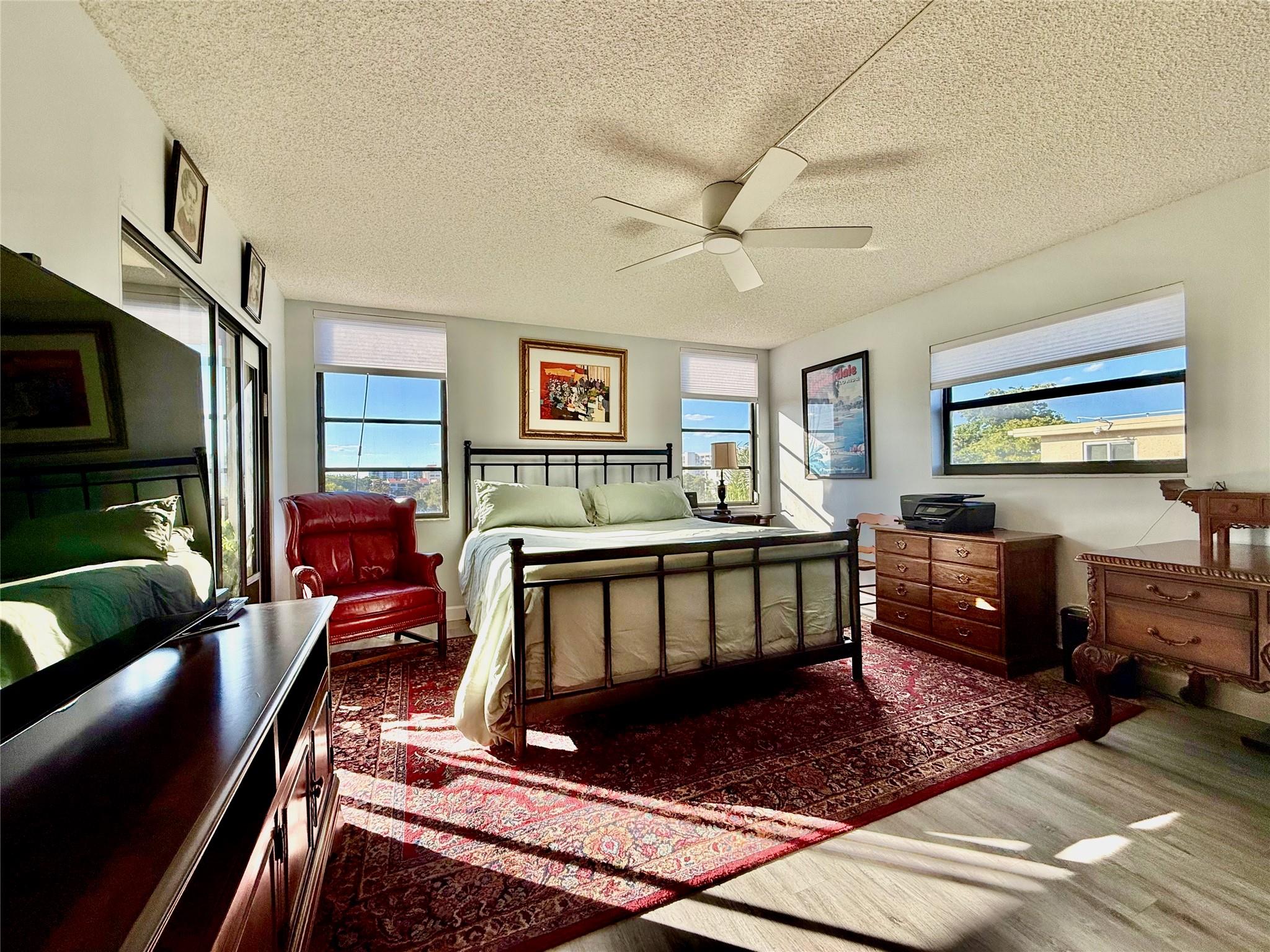 2112 S Cypress Bend Dr 508